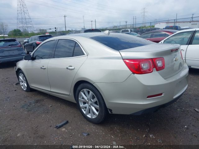 Photo 2 VIN: 1G11H5SA5DF325402 - CHEVROLET MALIBU 