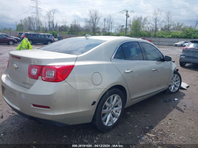 Photo 3 VIN: 1G11H5SA5DF325402 - CHEVROLET MALIBU 