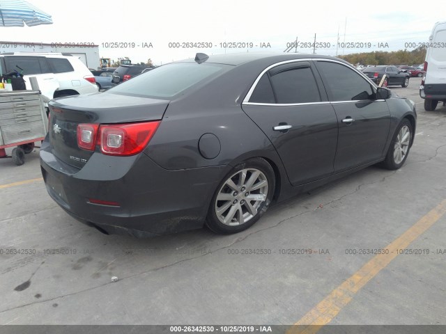 Photo 3 VIN: 1G11H5SA5DF331622 - CHEVROLET MALIBU 