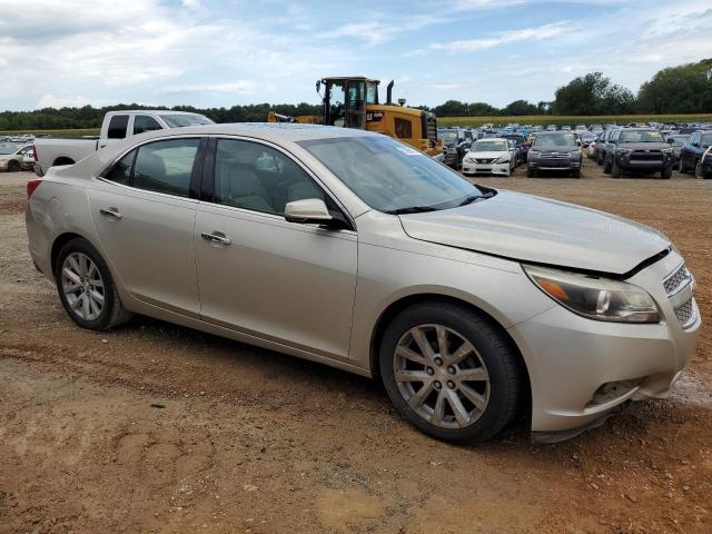 Photo 3 VIN: 1G11H5SA8DF144827 - CHEVROLET MALIBU 