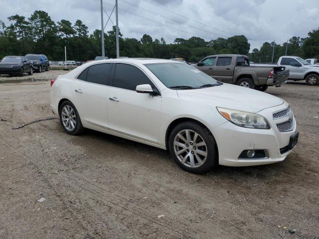 Photo 3 VIN: 1G11H5SA8DF277443 - CHEVROLET MALIBU 