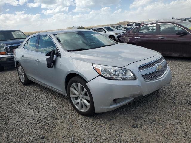 Photo 3 VIN: 1G11H5SA8DF300509 - CHEVROLET MALIBU LTZ 