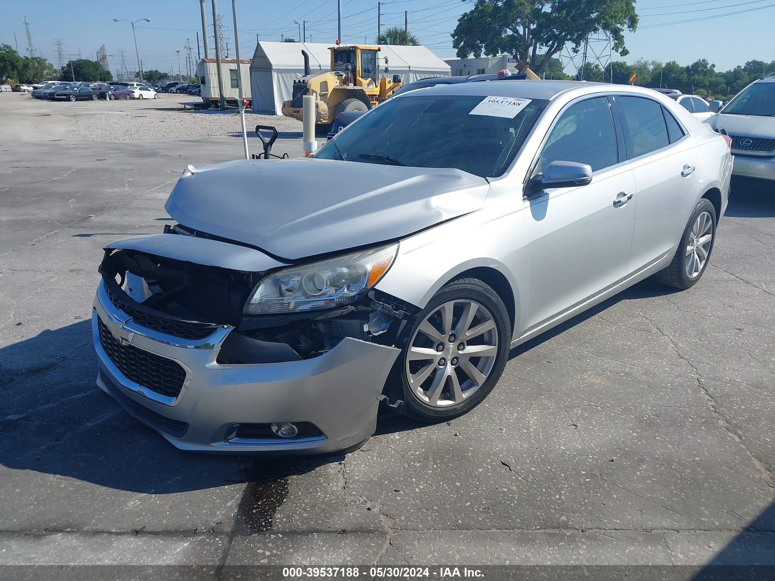 Photo 1 VIN: 1G11H5SL1EF149581 - CHEVROLET MALIBU 