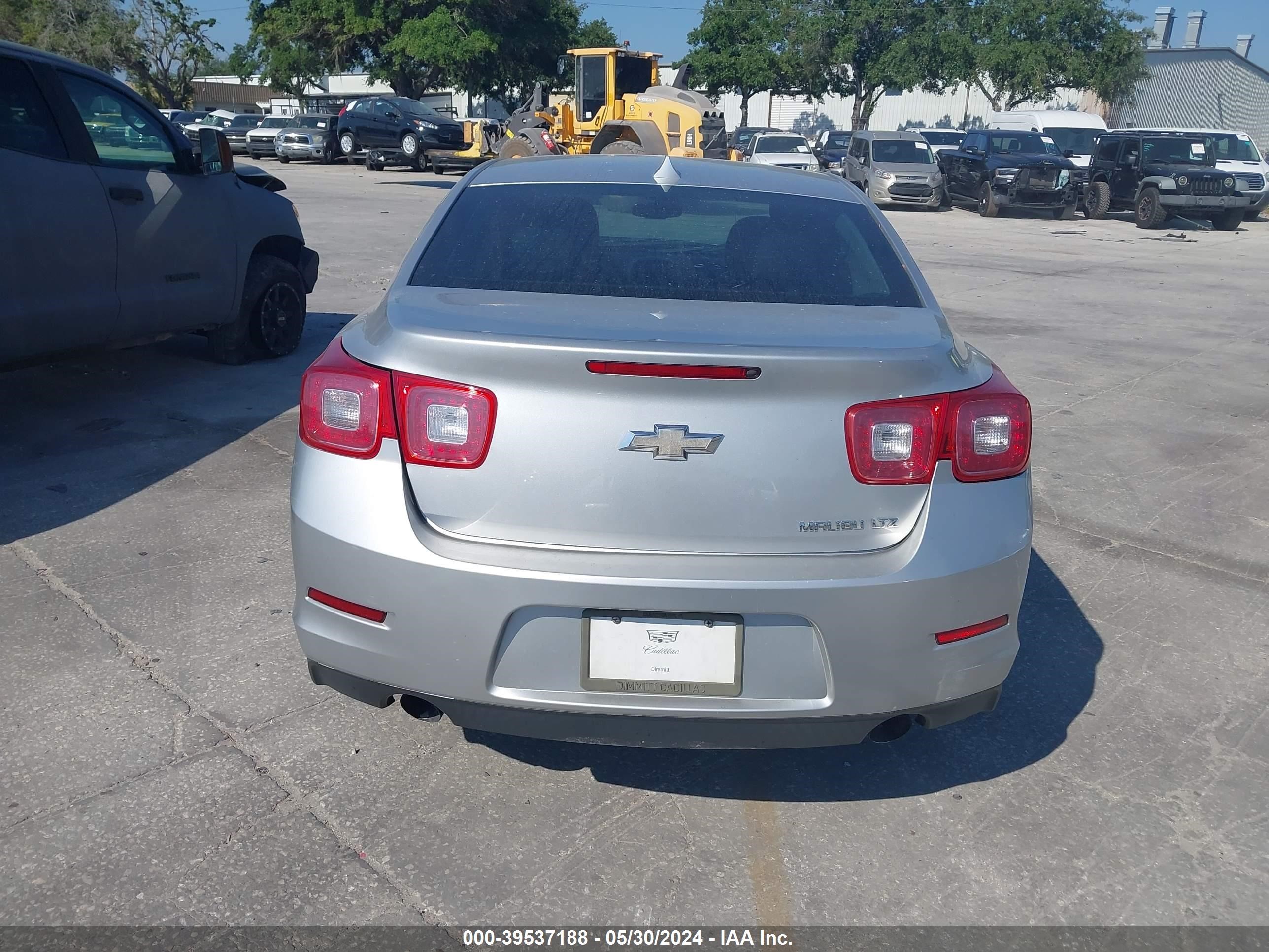 Photo 15 VIN: 1G11H5SL1EF149581 - CHEVROLET MALIBU 