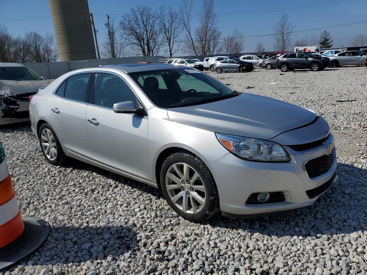 Photo 3 VIN: 1G11H5SL1EF287752 - CHEVROLET MALIBU 