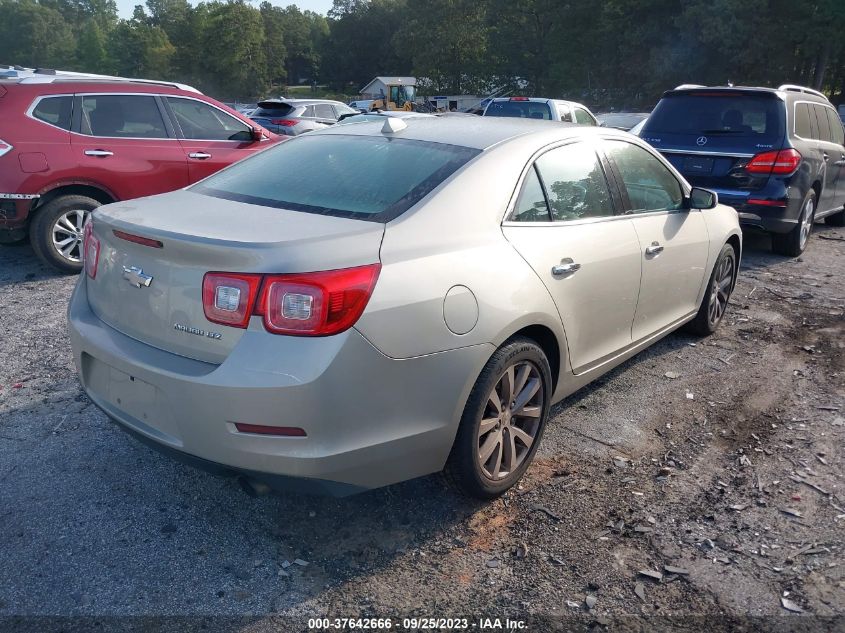 Photo 3 VIN: 1G11H5SL5EF123002 - CHEVROLET MALIBU 