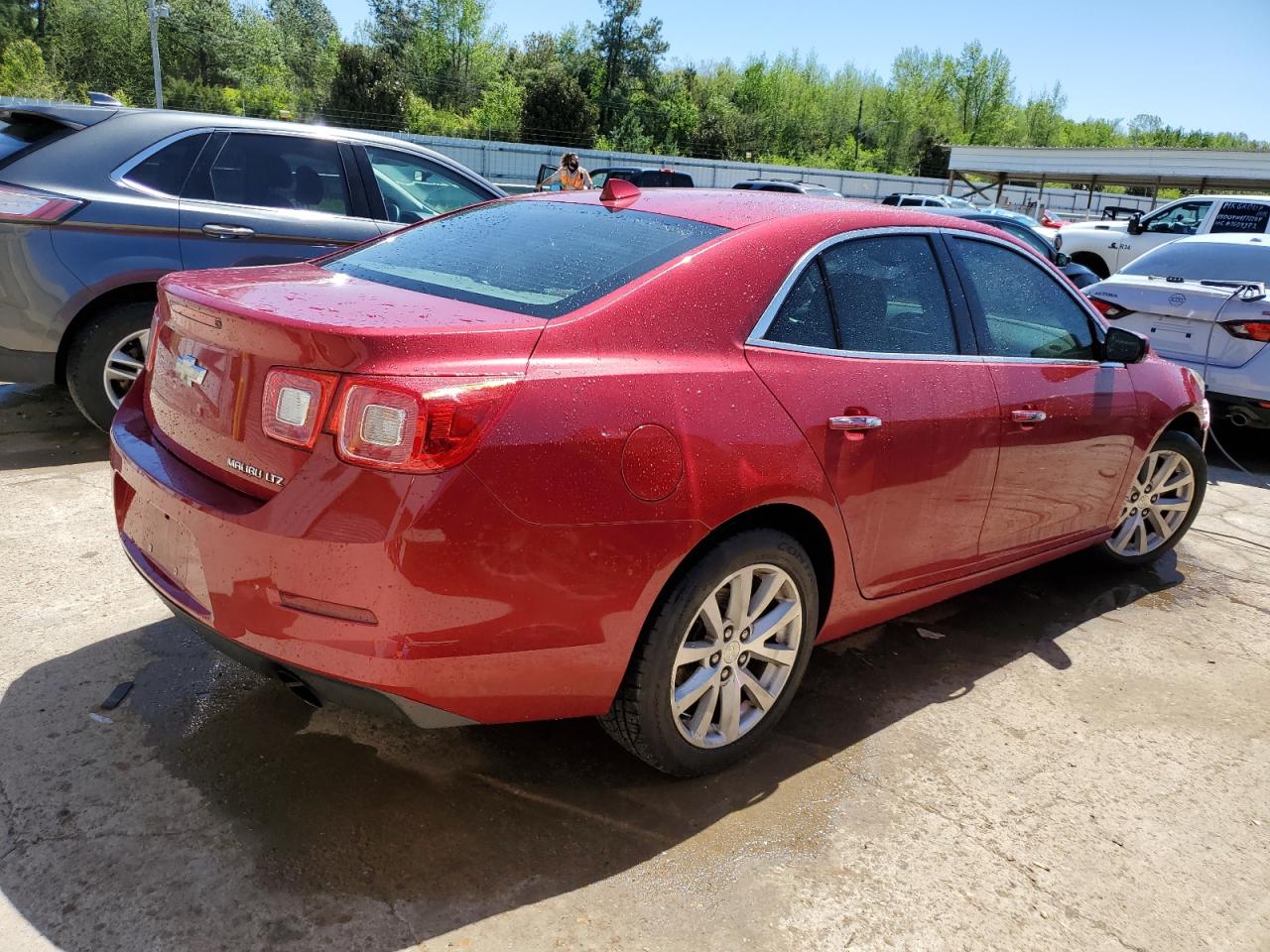 Photo 2 VIN: 1G11H5SL9EF115940 - CHEVROLET MALIBU 