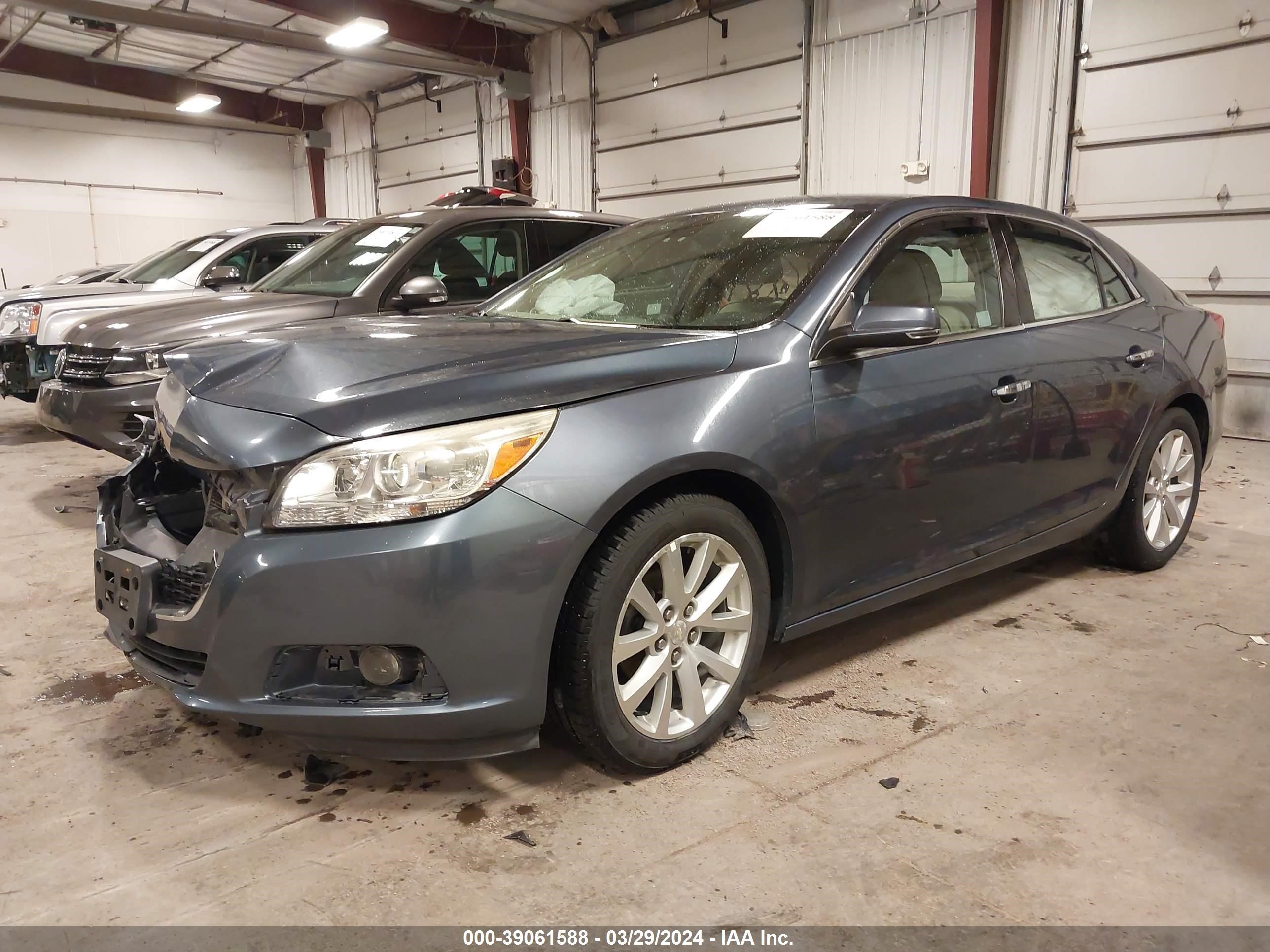 Photo 1 VIN: 1G11H5SLXEF224570 - CHEVROLET MALIBU 