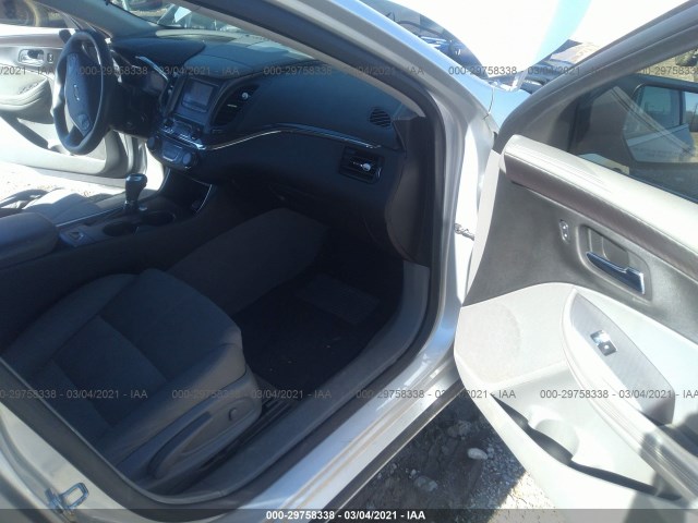 Photo 4 VIN: 1G11Y5SL7EU138743 - CHEVROLET IMPALA 