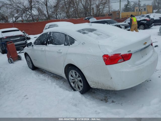 Photo 2 VIN: 1G11Z5SAXKU138095 - CHEVROLET IMPALA 