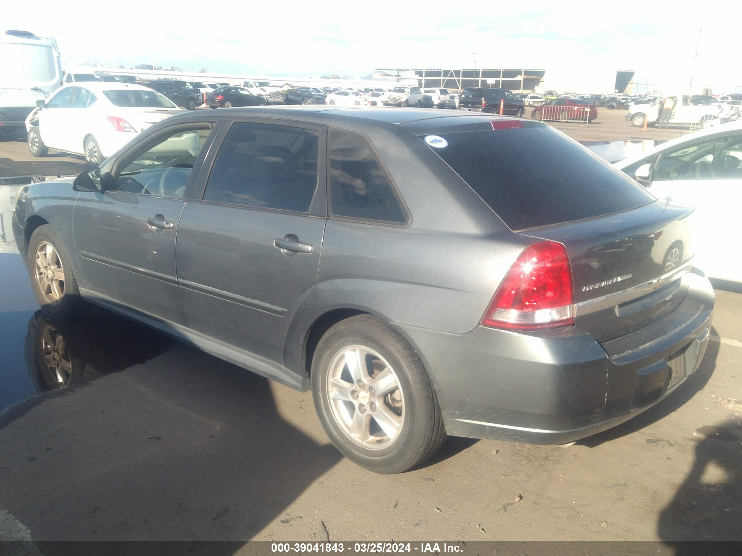 Photo 2 VIN: 1G12T64835F245468 - CHEVROLET MALIBU 