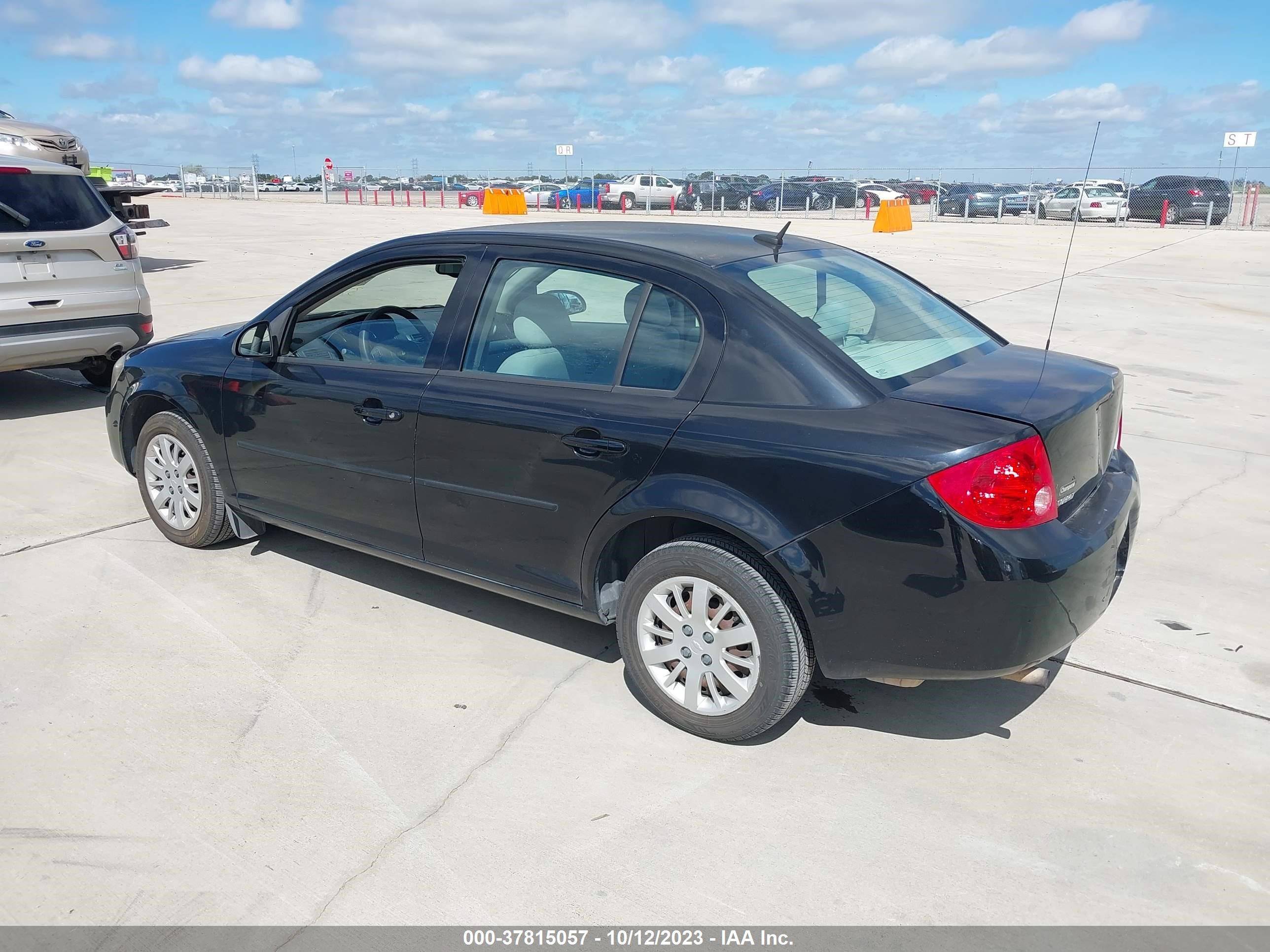 Photo 2 VIN: 1G1AB5F53A7212097 - CHEVROLET COBALT 