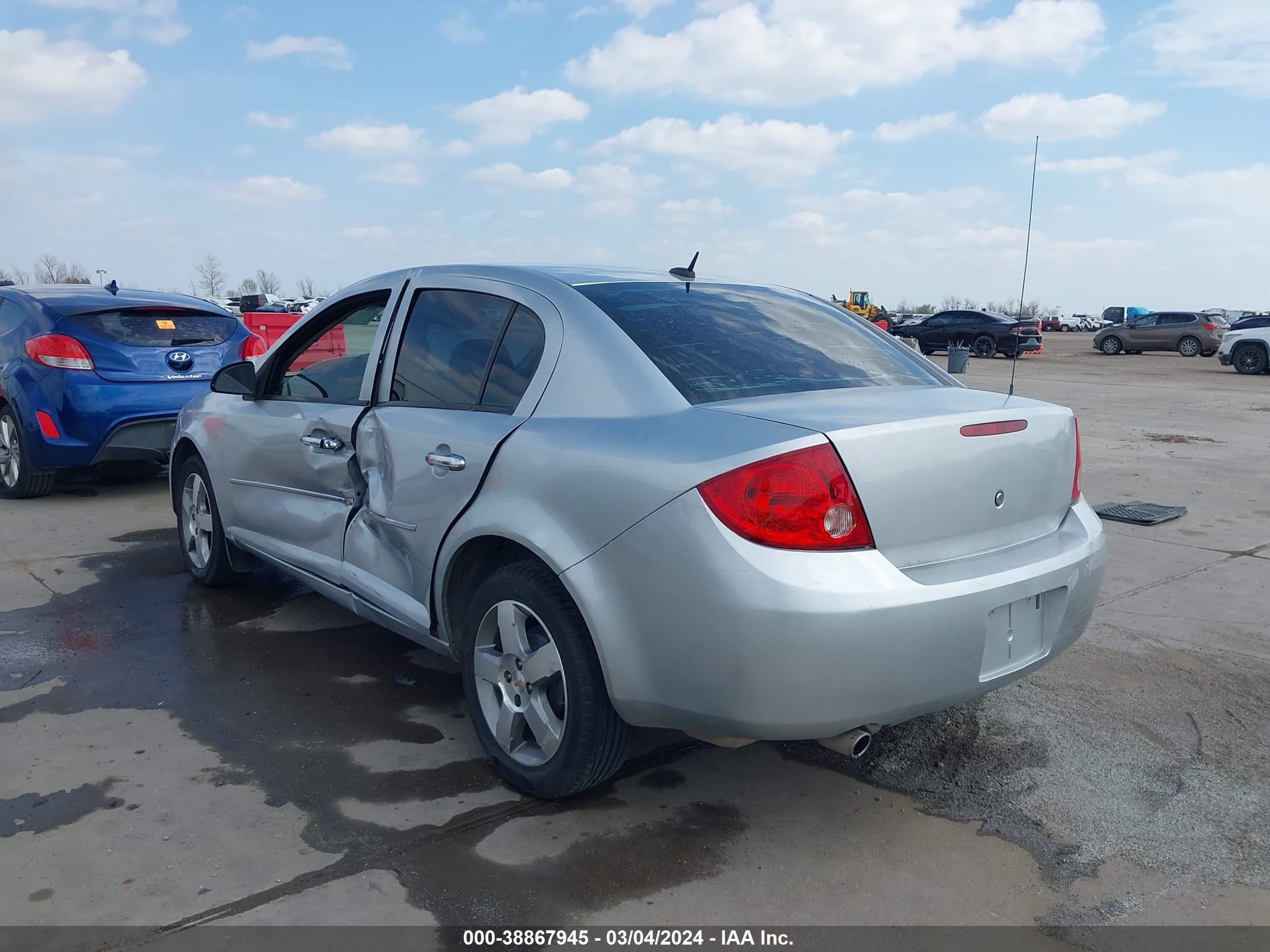 Photo 2 VIN: 1G1AD5F54A7144502 - CHEVROLET COBALT 