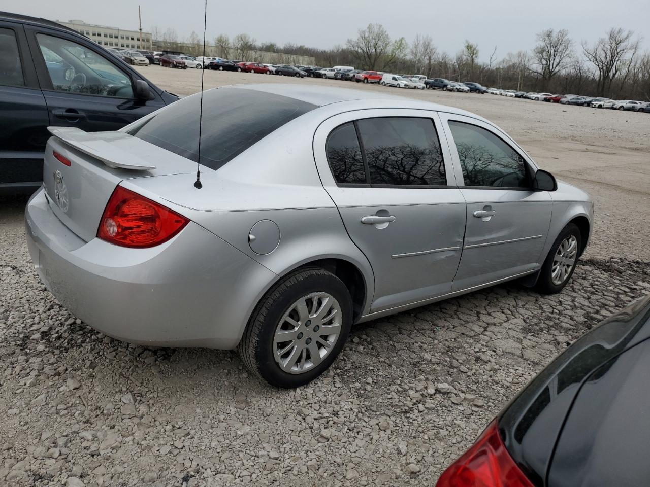 Photo 2 VIN: 1G1AD5F59A7180444 - CHEVROLET COBALT 