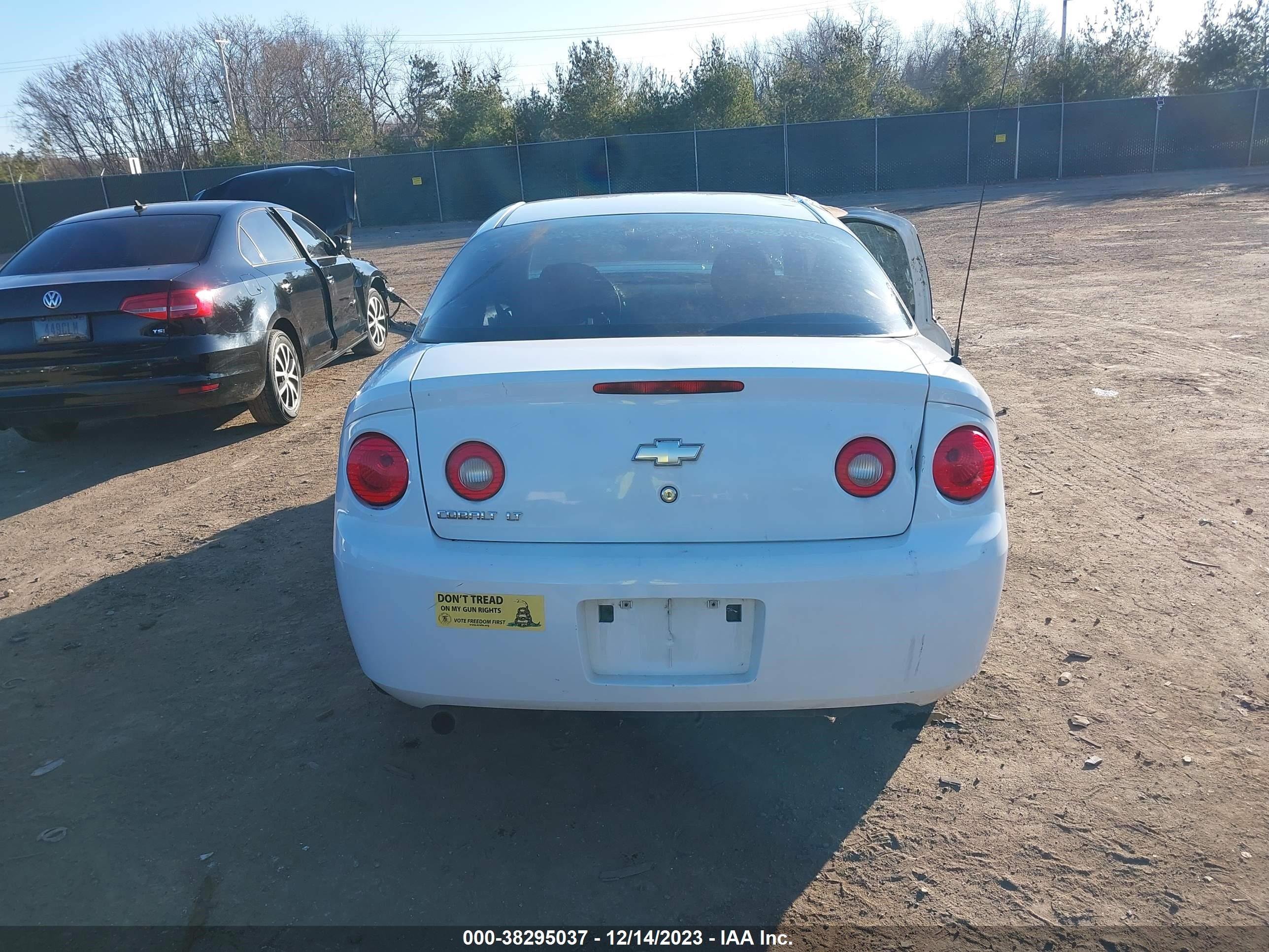 Photo 15 VIN: 1G1AF1F57A7109889 - CHEVROLET COBALT 