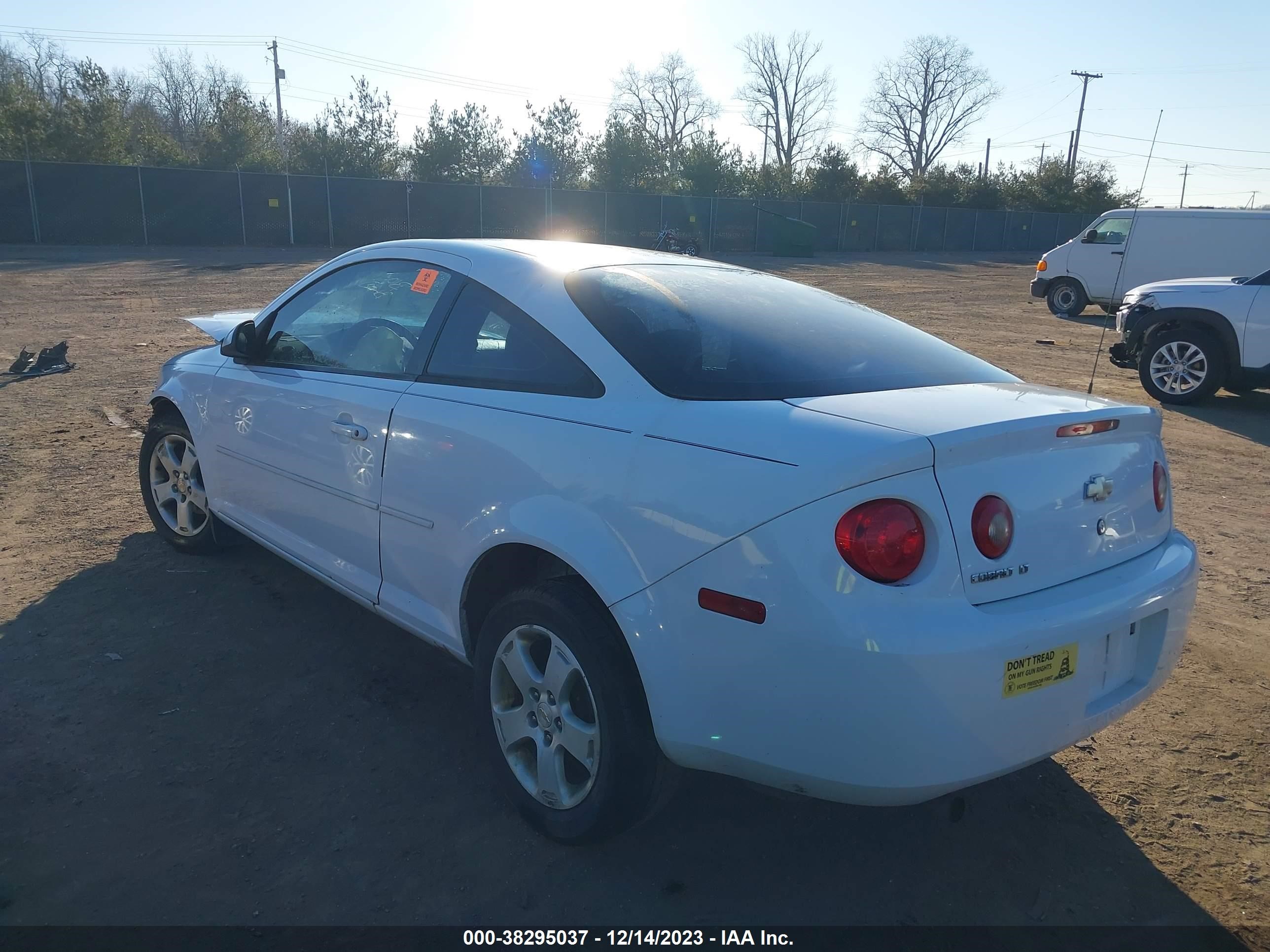 Photo 2 VIN: 1G1AF1F57A7109889 - CHEVROLET COBALT 