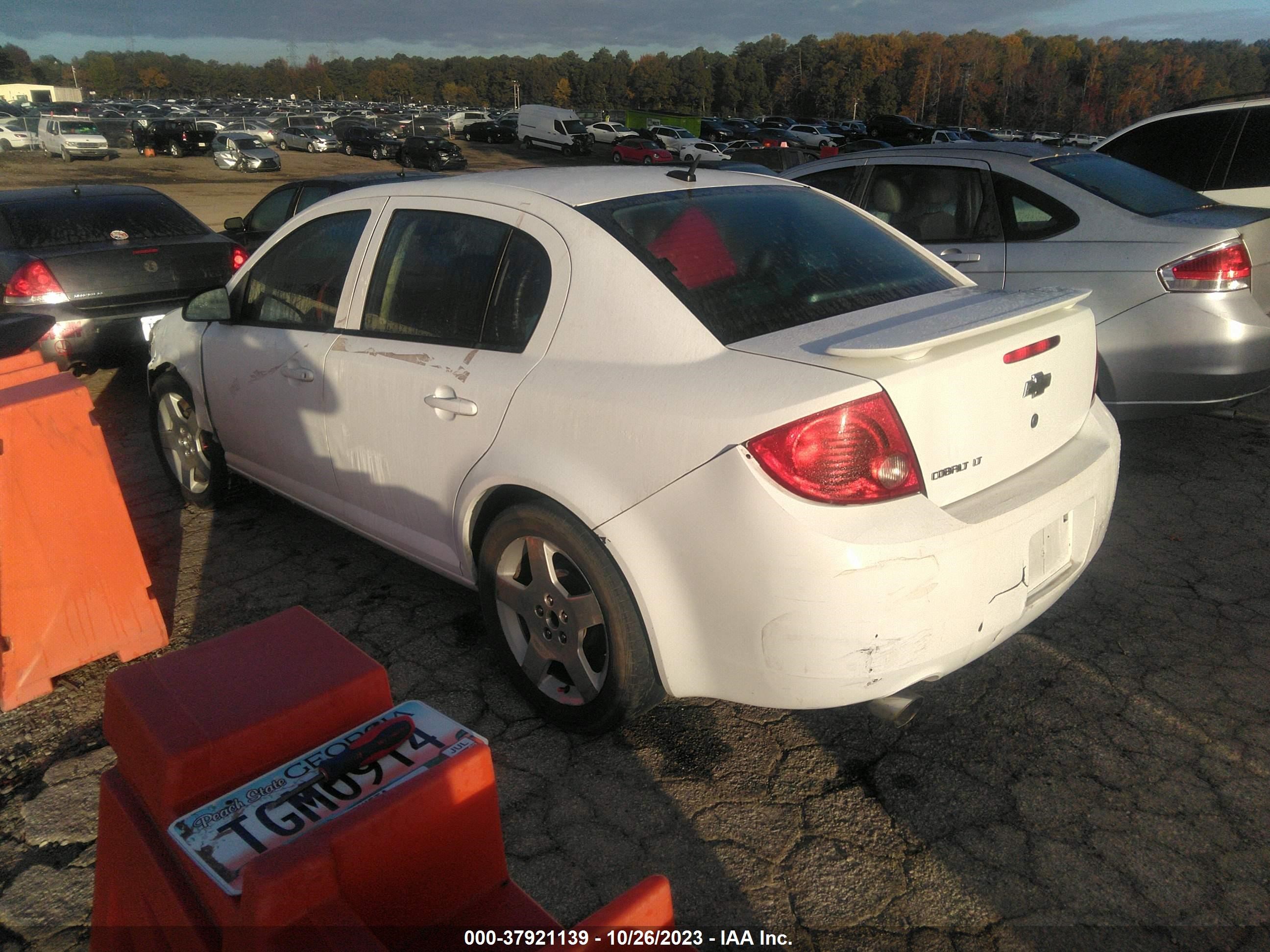 Photo 2 VIN: 1G1AF5F51A7138246 - CHEVROLET COBALT 