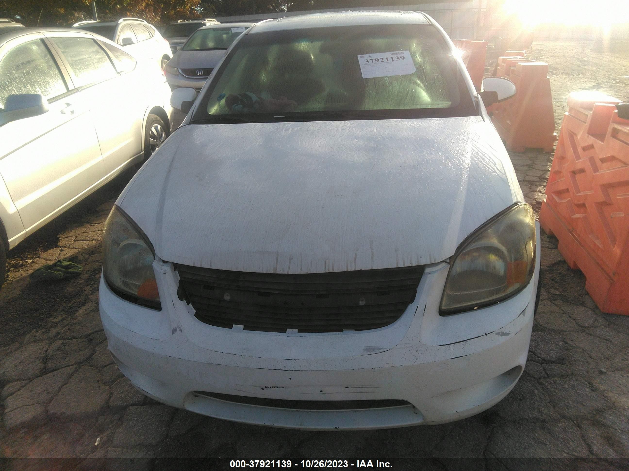 Photo 5 VIN: 1G1AF5F51A7138246 - CHEVROLET COBALT 