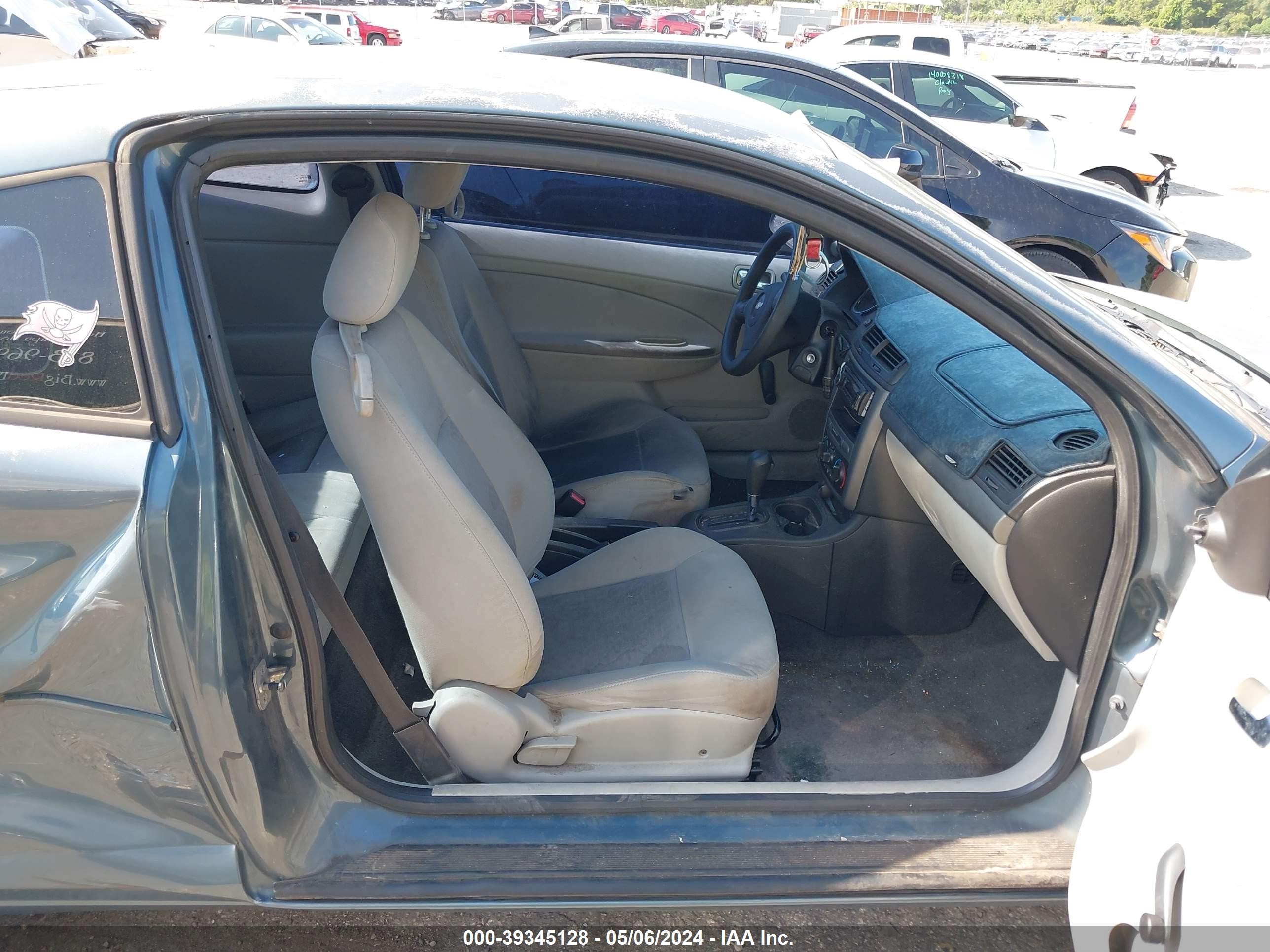 Photo 4 VIN: 1G1AK15F077390674 - CHEVROLET COBALT 