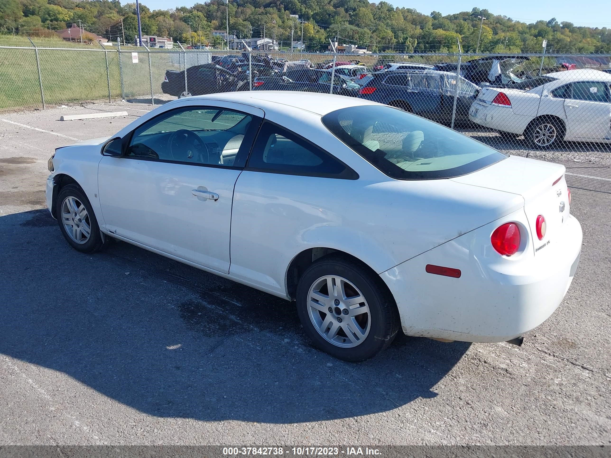 Photo 2 VIN: 1G1AK15F267764992 - CHEVROLET COBALT 