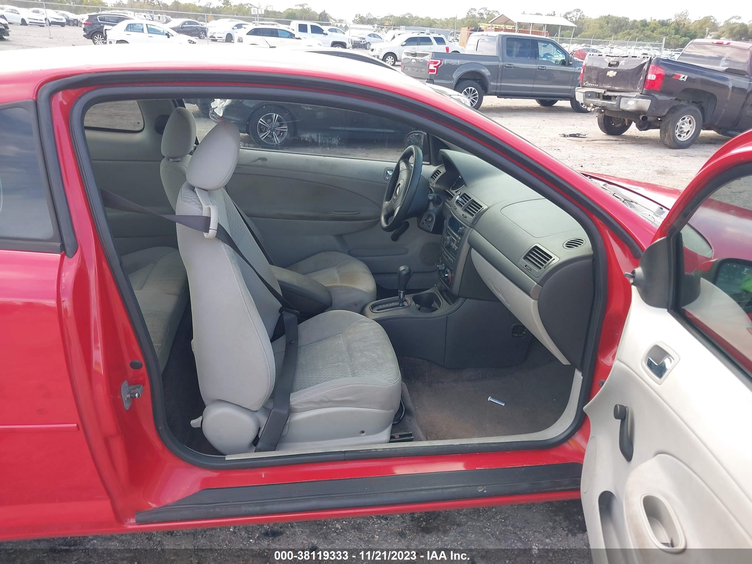 Photo 4 VIN: 1G1AK15F577108884 - CHEVROLET COBALT 