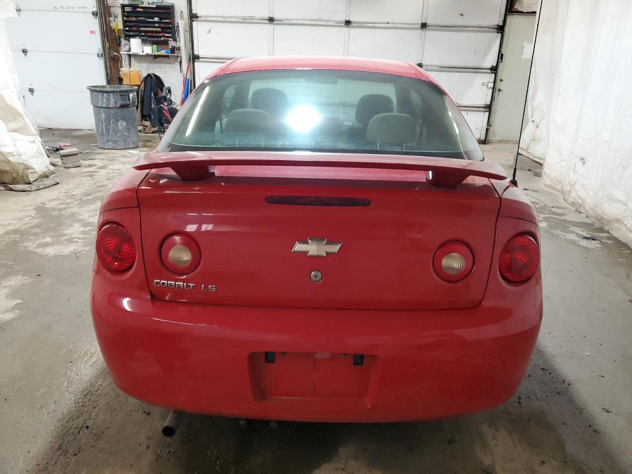 Photo 5 VIN: 1G1AK15F677375662 - CHEVROLET COBALT 