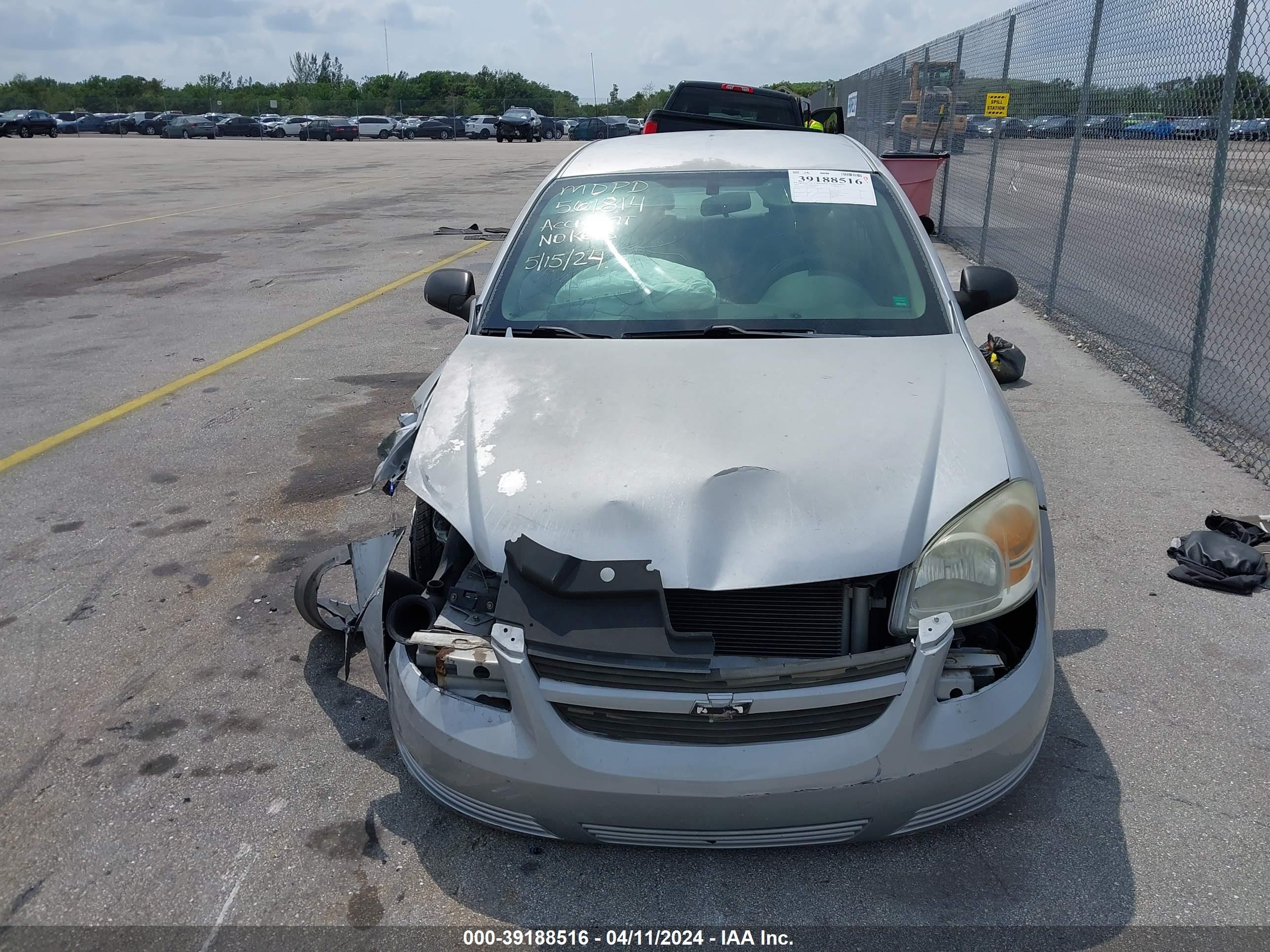 Photo 11 VIN: 1G1AK52F157561814 - CHEVROLET COBALT 