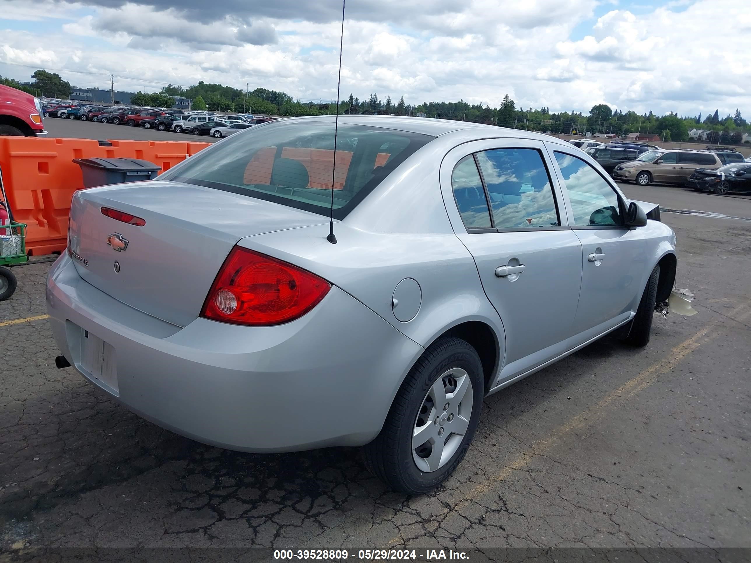 Photo 3 VIN: 1G1AK55F077318834 - CHEVROLET COBALT 