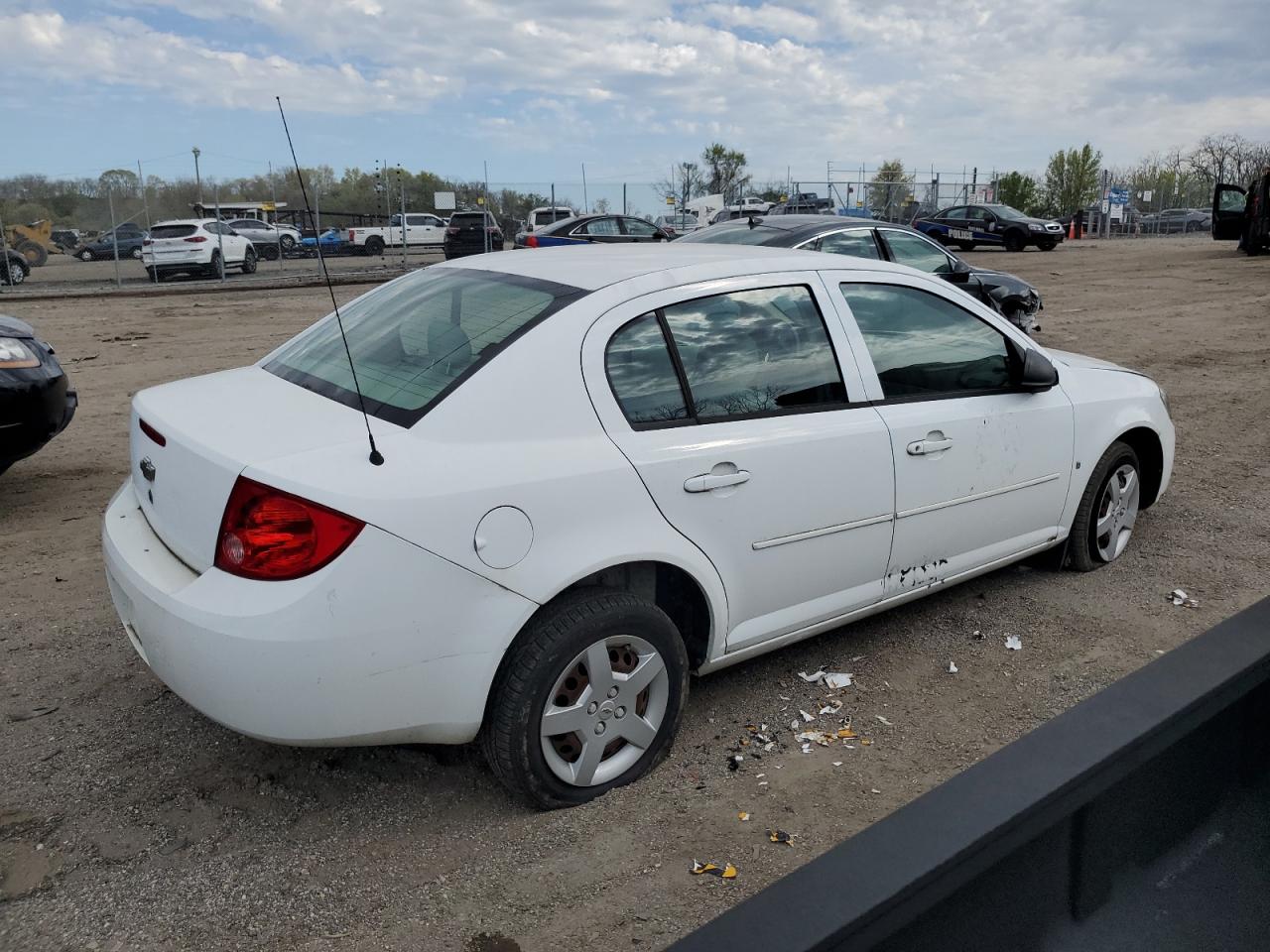 Photo 2 VIN: 1G1AK55F287278452 - CHEVROLET COBALT 