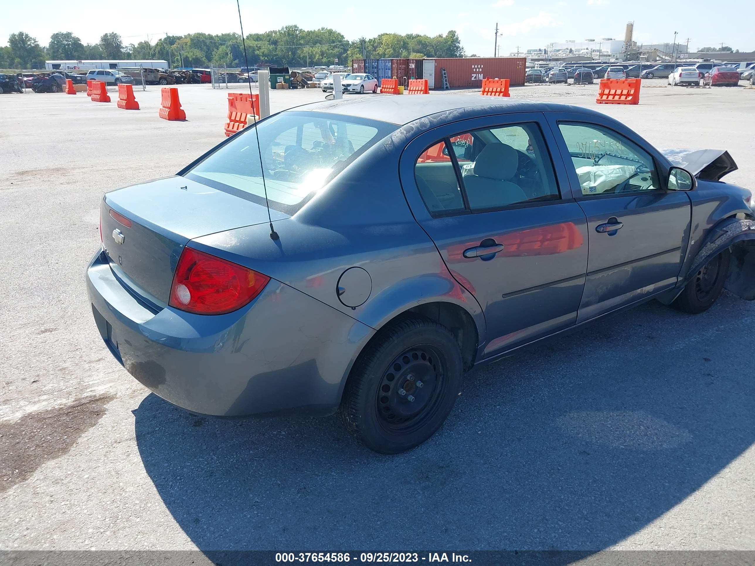 Photo 3 VIN: 1G1AK55F967604700 - CHEVROLET COBALT 