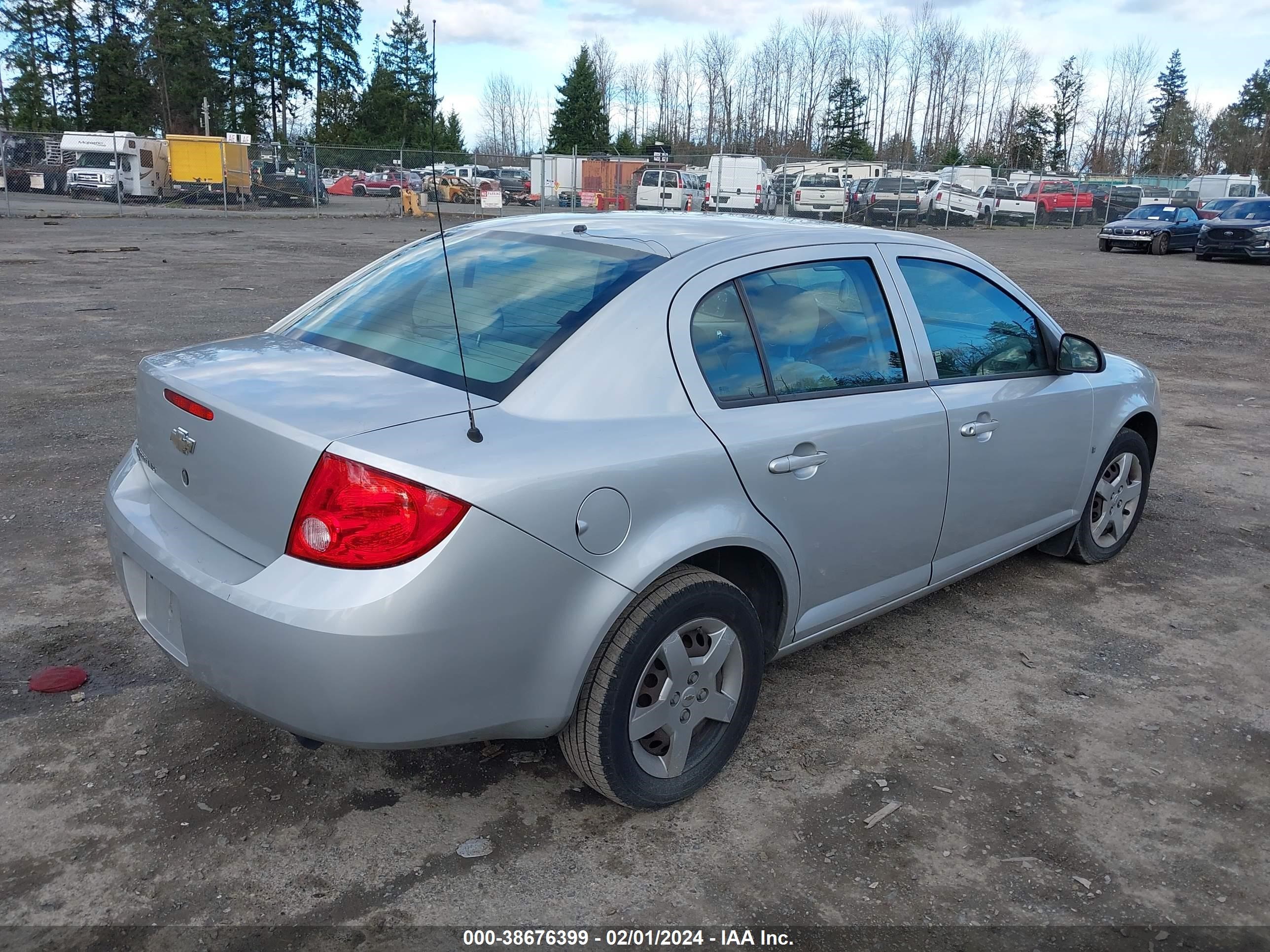 Photo 3 VIN: 1G1AK58F187213135 - CHEVROLET COBALT 