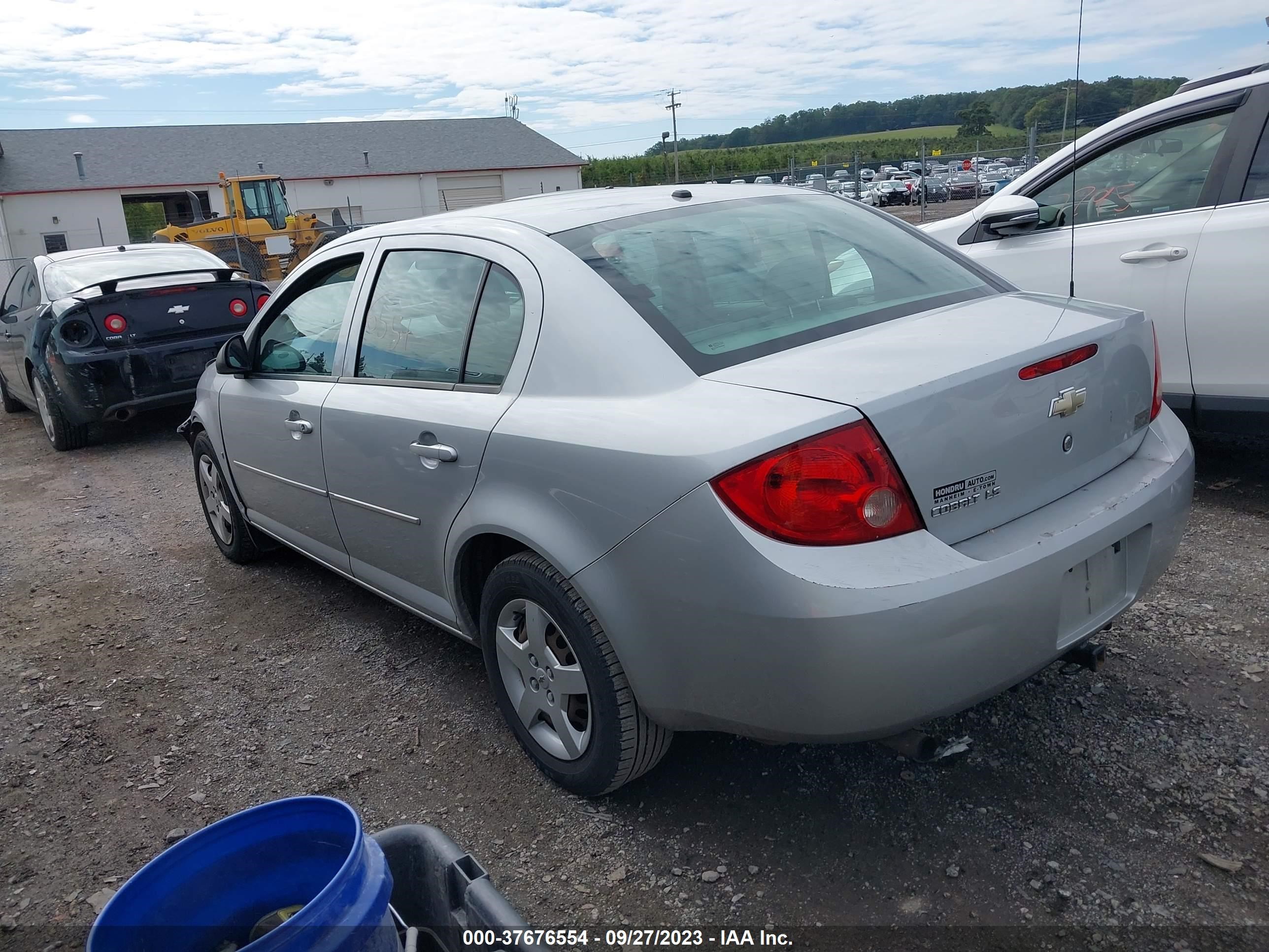 Photo 2 VIN: 1G1AK58F487335536 - CHEVROLET COBALT 