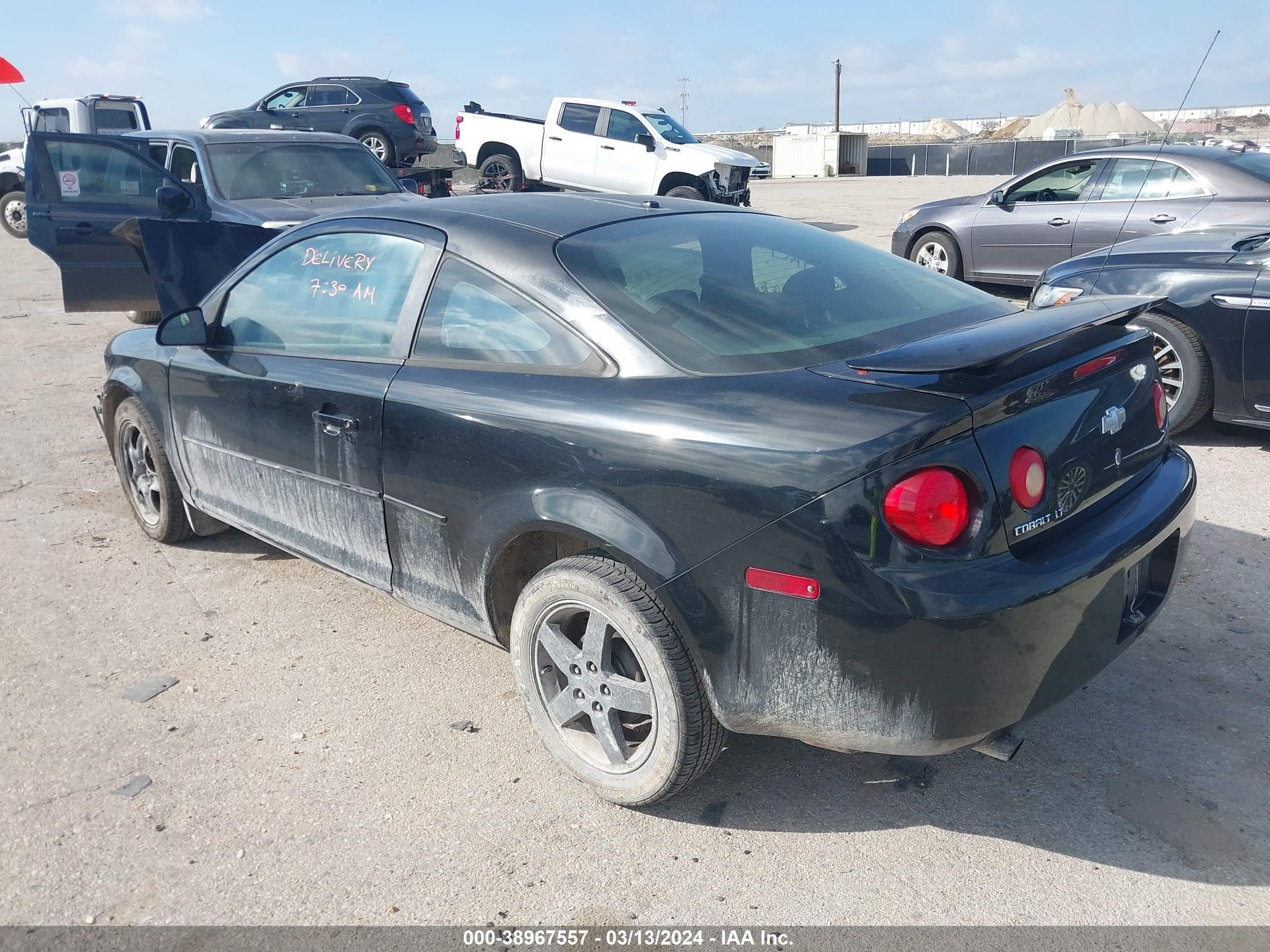 Photo 2 VIN: 1G1AL15F177384105 - CHEVROLET COBALT 