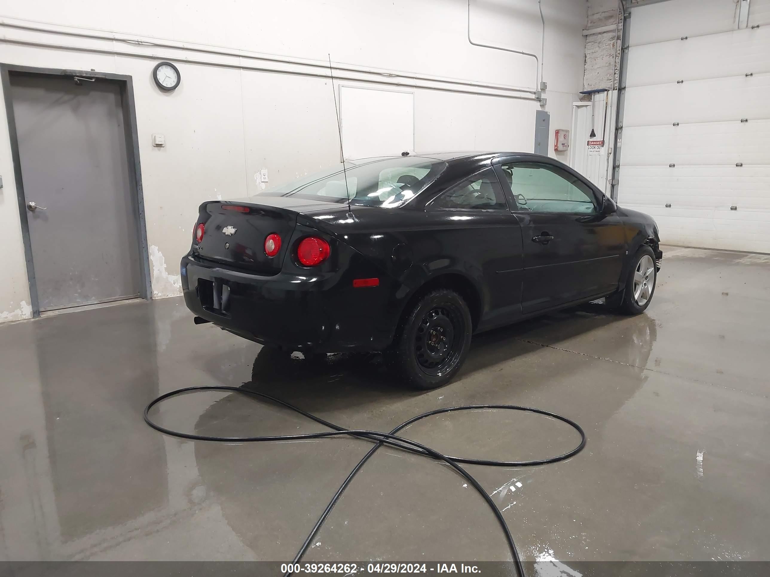 Photo 3 VIN: 1G1AL15F677394970 - CHEVROLET COBALT 