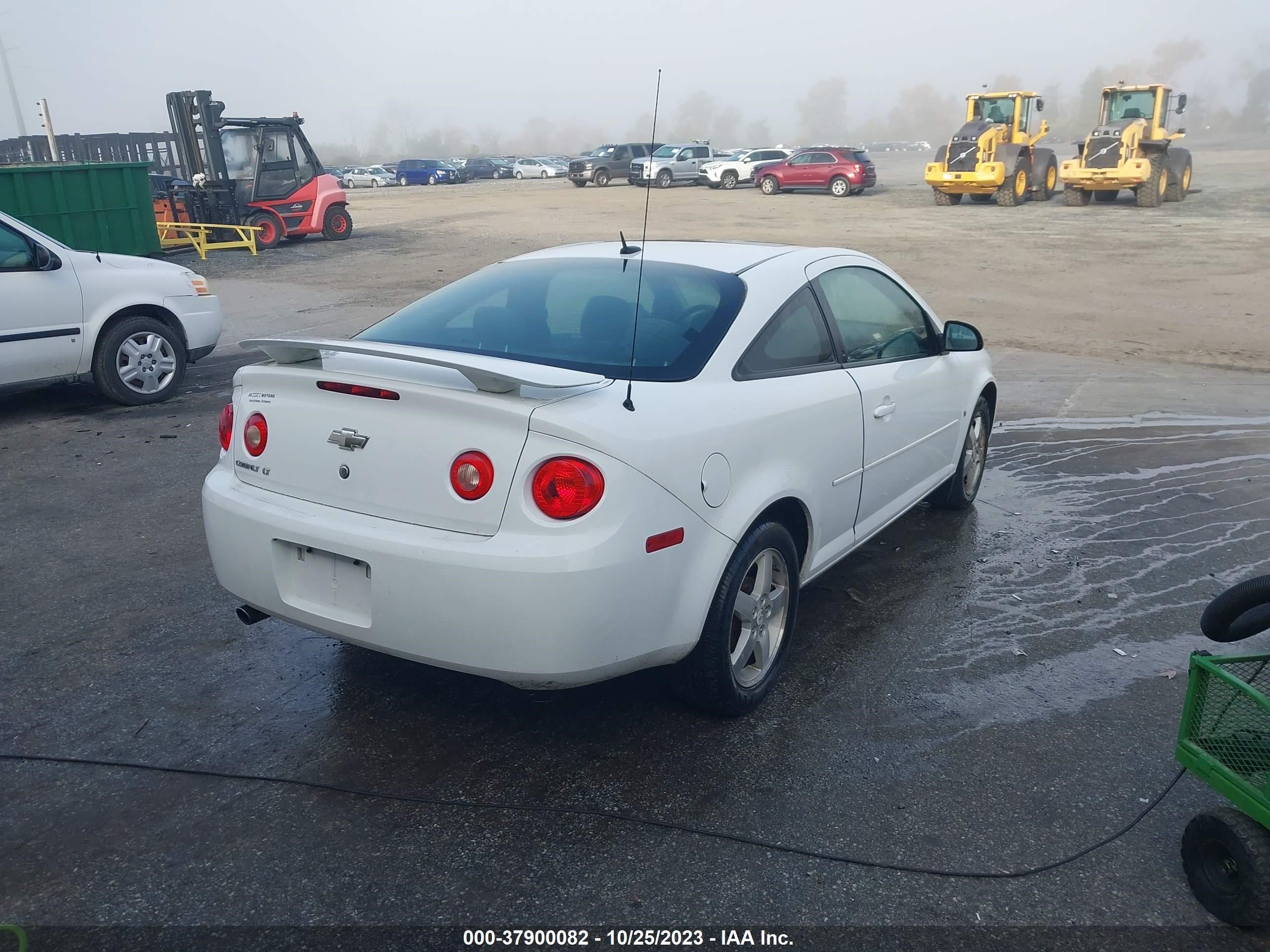 Photo 3 VIN: 1G1AL18F987164319 - CHEVROLET COBALT 