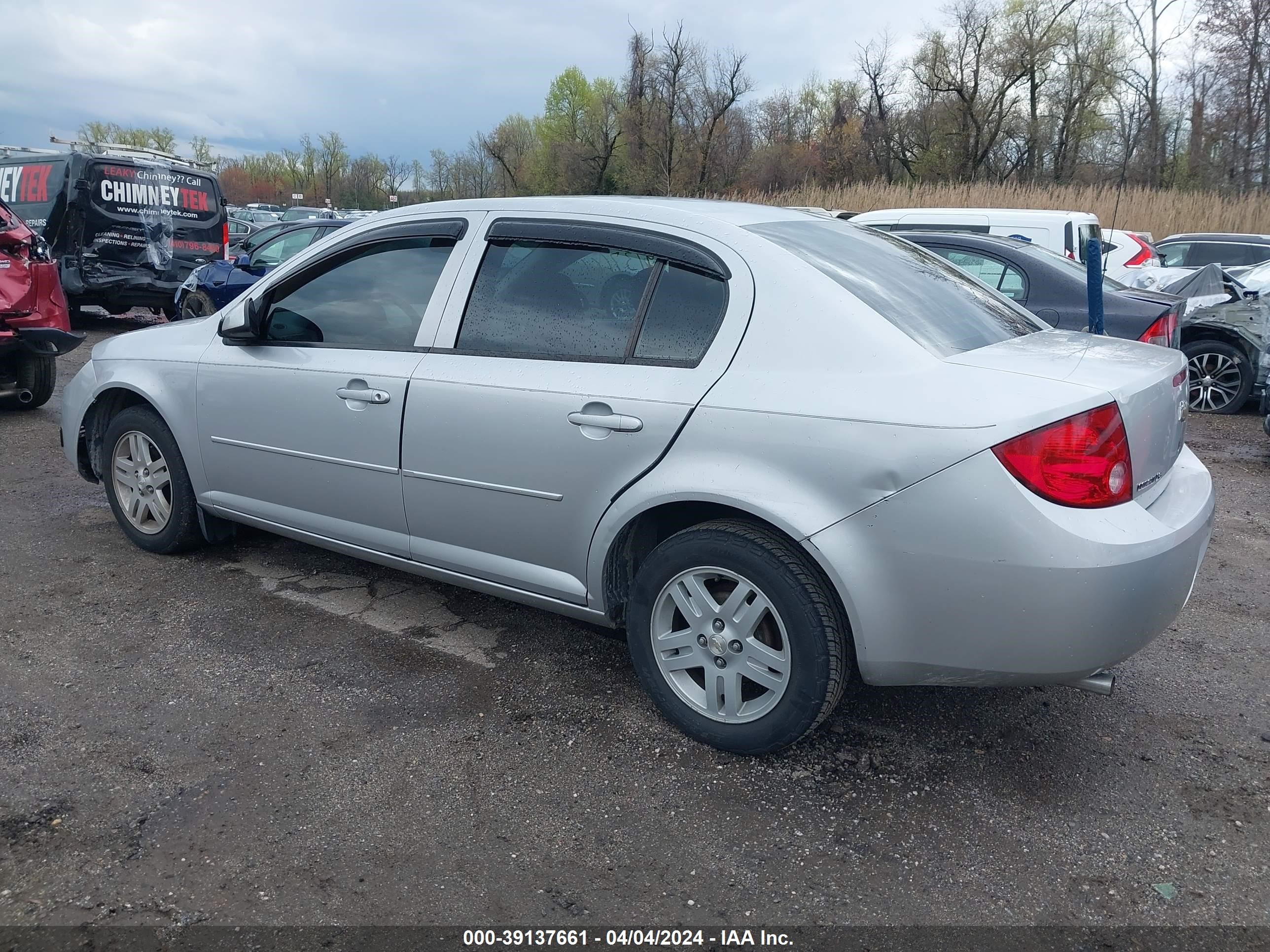 Photo 2 VIN: 1G1AL52F357539777 - CHEVROLET COBALT 