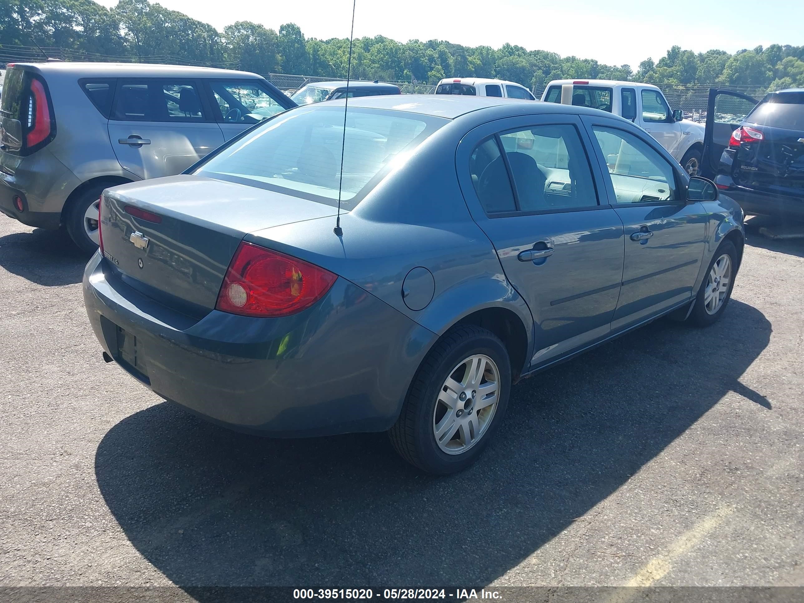 Photo 3 VIN: 1G1AL52F457518940 - CHEVROLET COBALT 