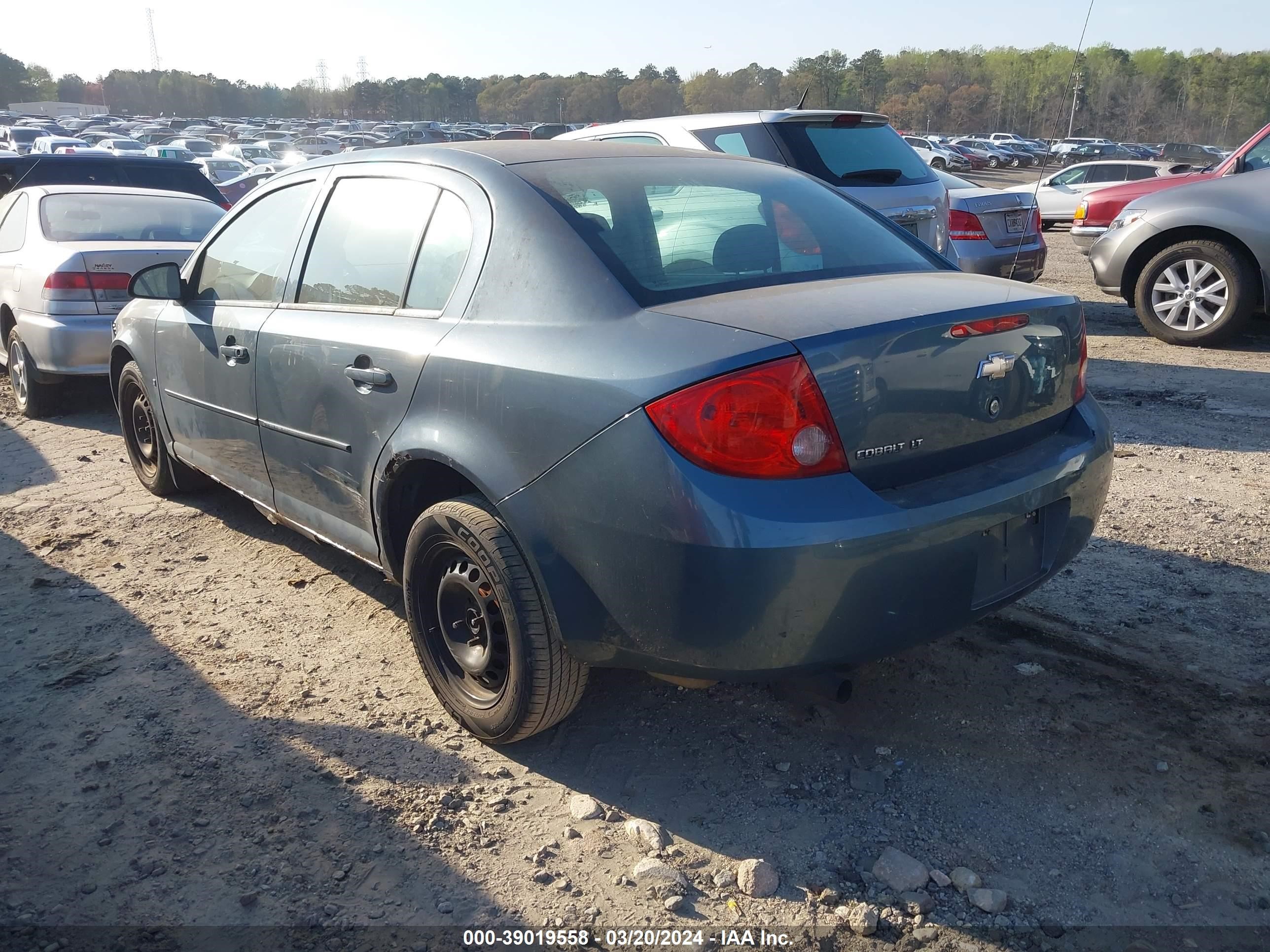 Photo 2 VIN: 1G1AL55F177404246 - CHEVROLET COBALT 