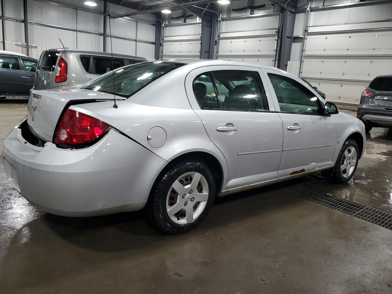 Photo 2 VIN: 1G1AL55F277256267 - CHEVROLET COBALT 