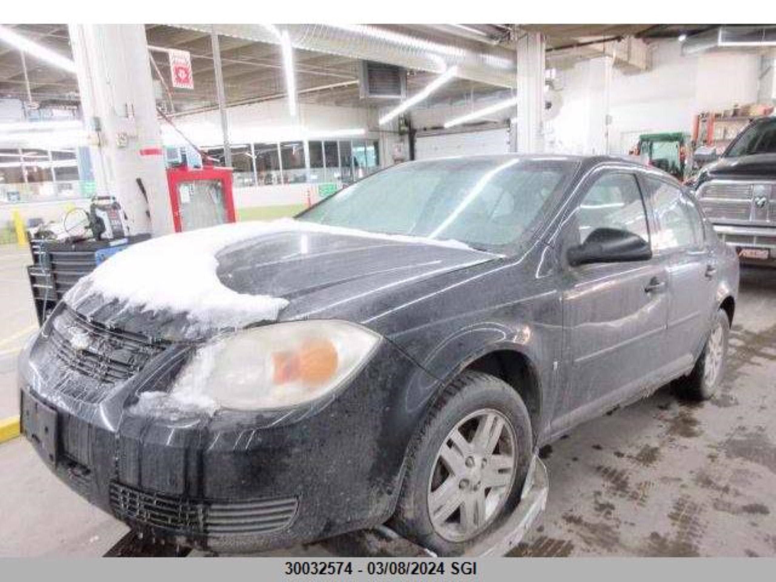 Photo 1 VIN: 1G1AL55F867848335 - CHEVROLET COBALT 