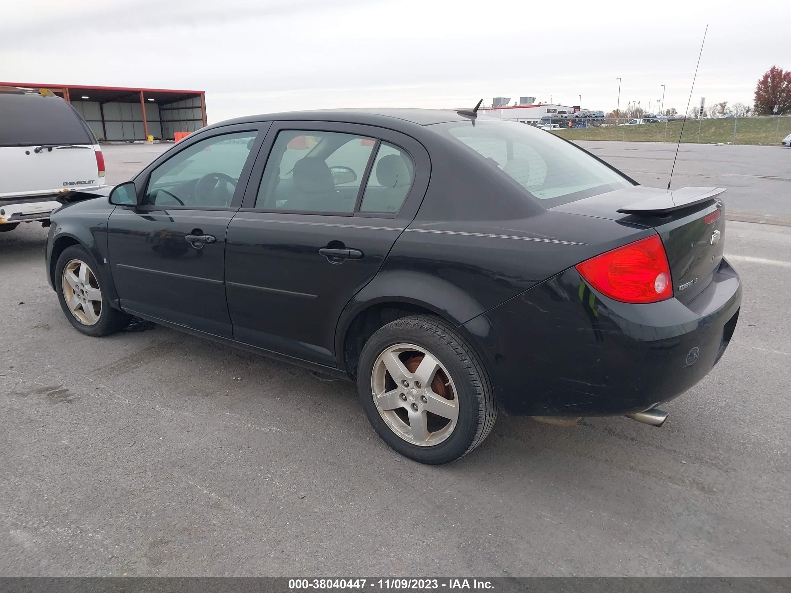 Photo 2 VIN: 1G1AL58F687148540 - CHEVROLET COBALT 