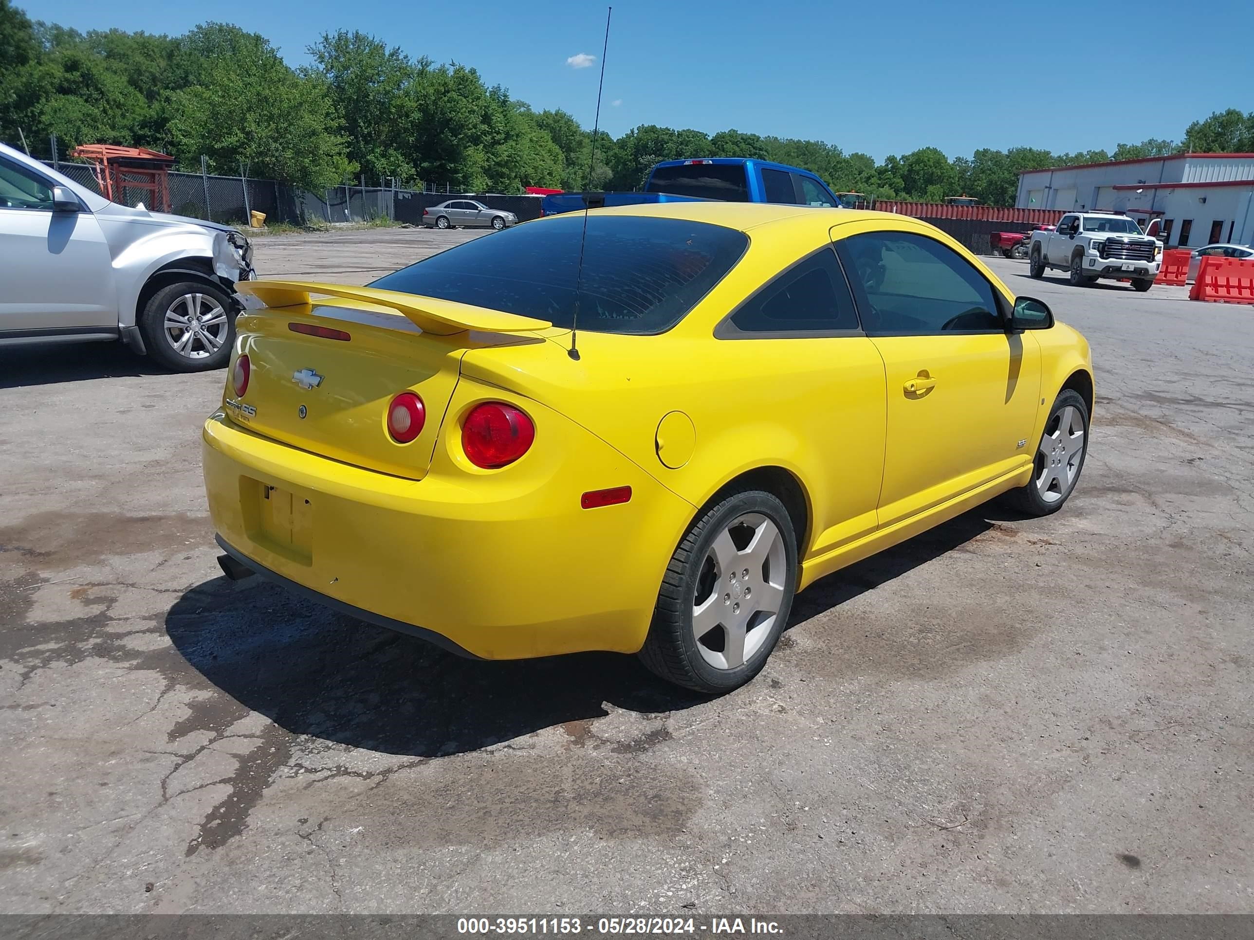 Photo 3 VIN: 1G1AM15B177141176 - CHEVROLET COBALT 