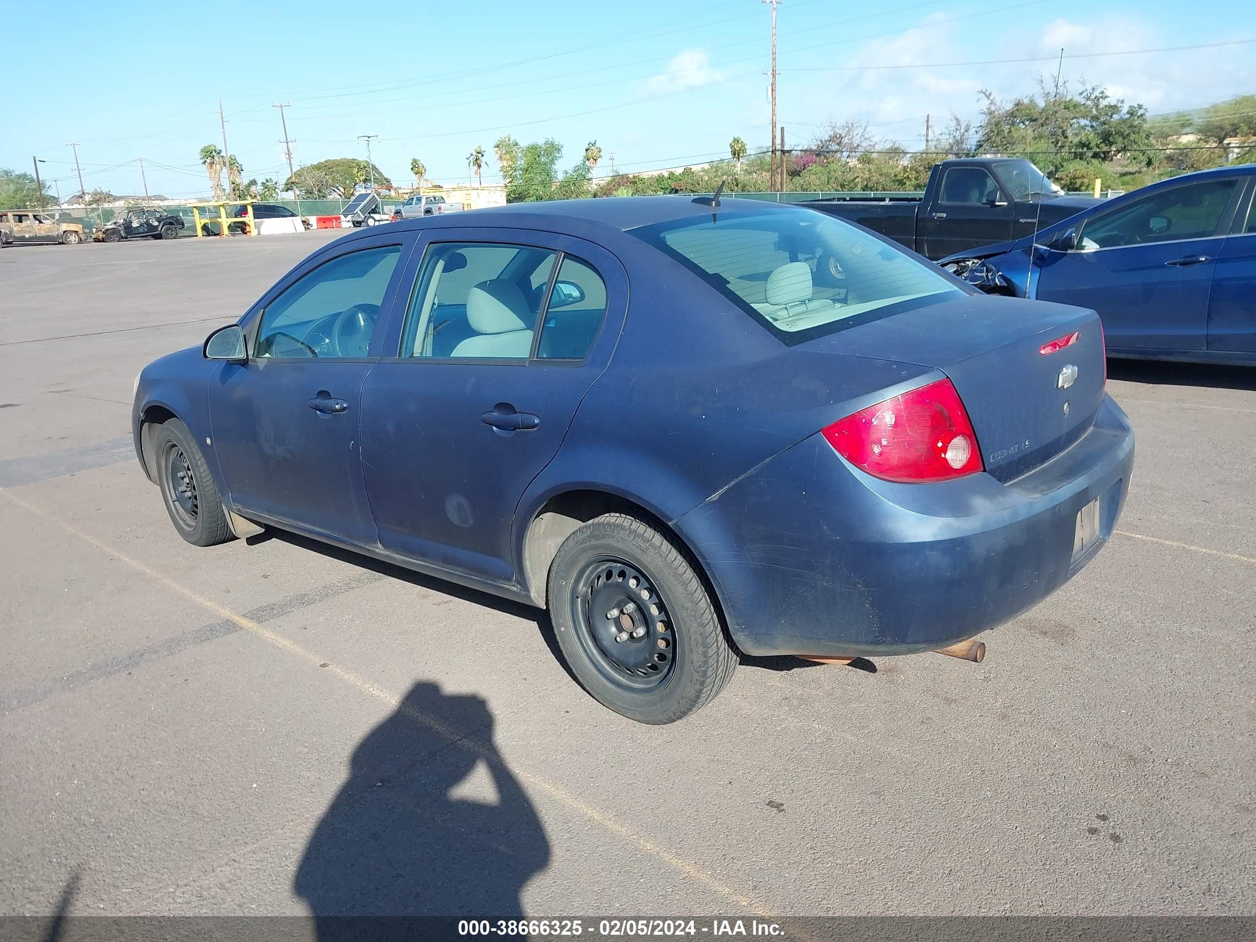 Photo 2 VIN: 1G1AS58H097187355 - CHEVROLET COBALT 