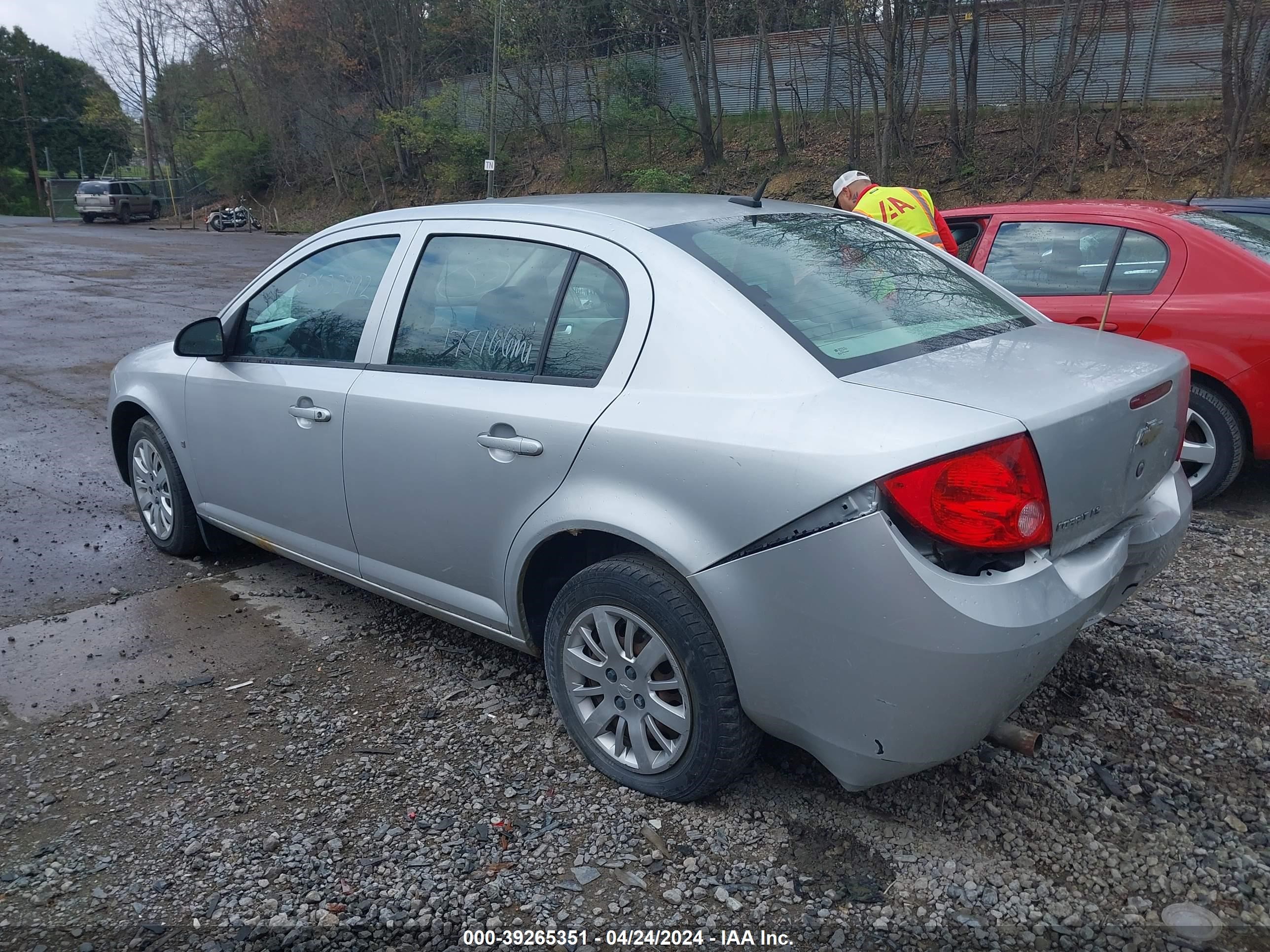 Photo 2 VIN: 1G1AS58H397204505 - CHEVROLET COBALT 