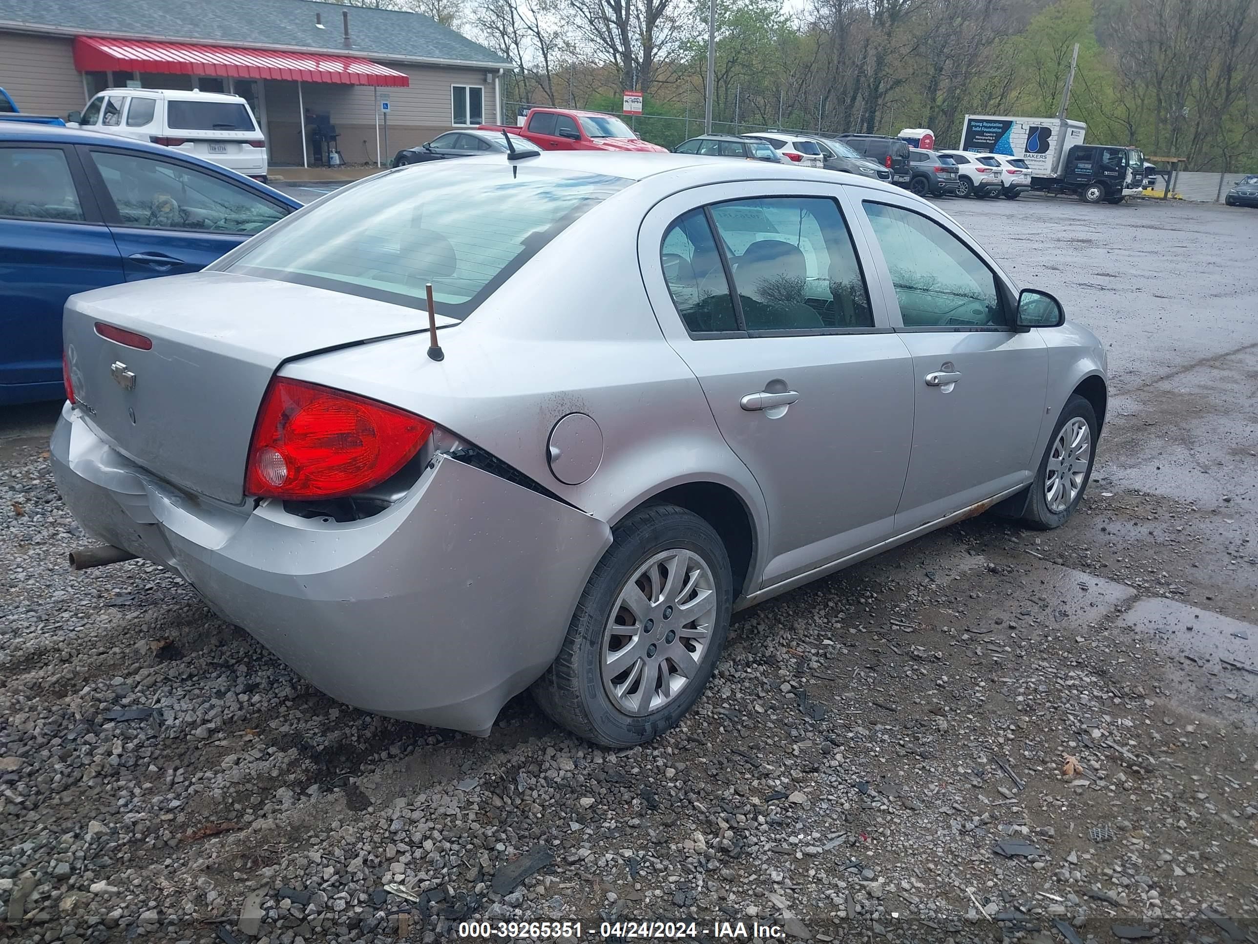 Photo 3 VIN: 1G1AS58H397204505 - CHEVROLET COBALT 