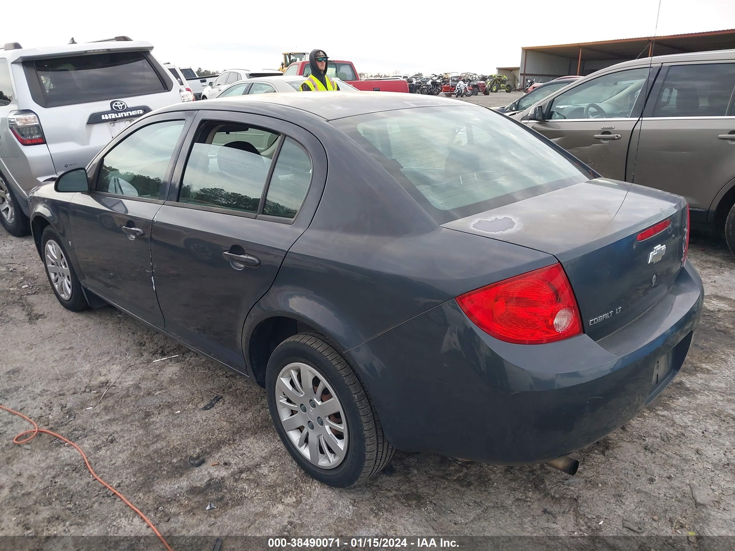 Photo 2 VIN: 1G1AT58H297148358 - CHEVROLET COBALT 