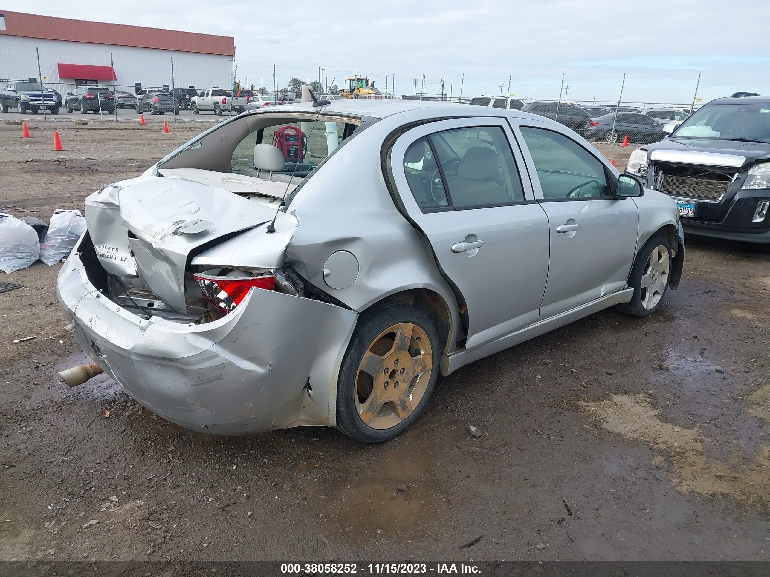 Photo 3 VIN: 1G1AT58H797260928 - CHEVROLET COBALT 