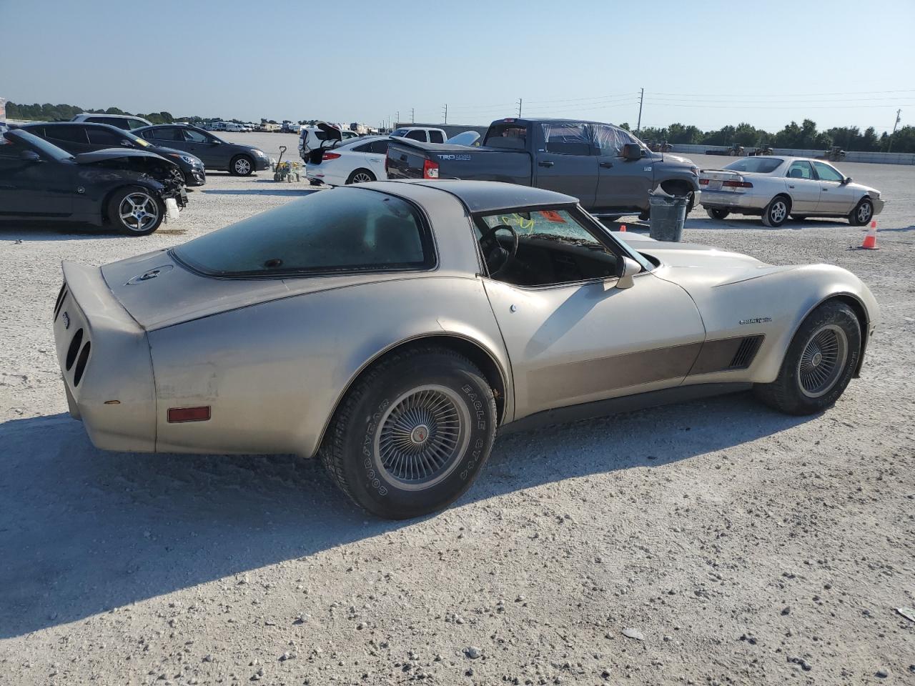 Photo 2 VIN: 1G1AY0785C5115380 - CHEVROLET CORVETTE 