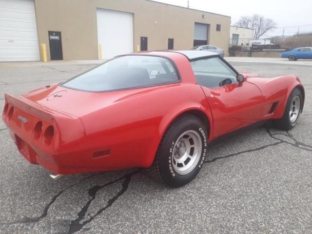 Photo 3 VIN: 1G1AY8760BS421416 - CHEVROLET CORVETTE 