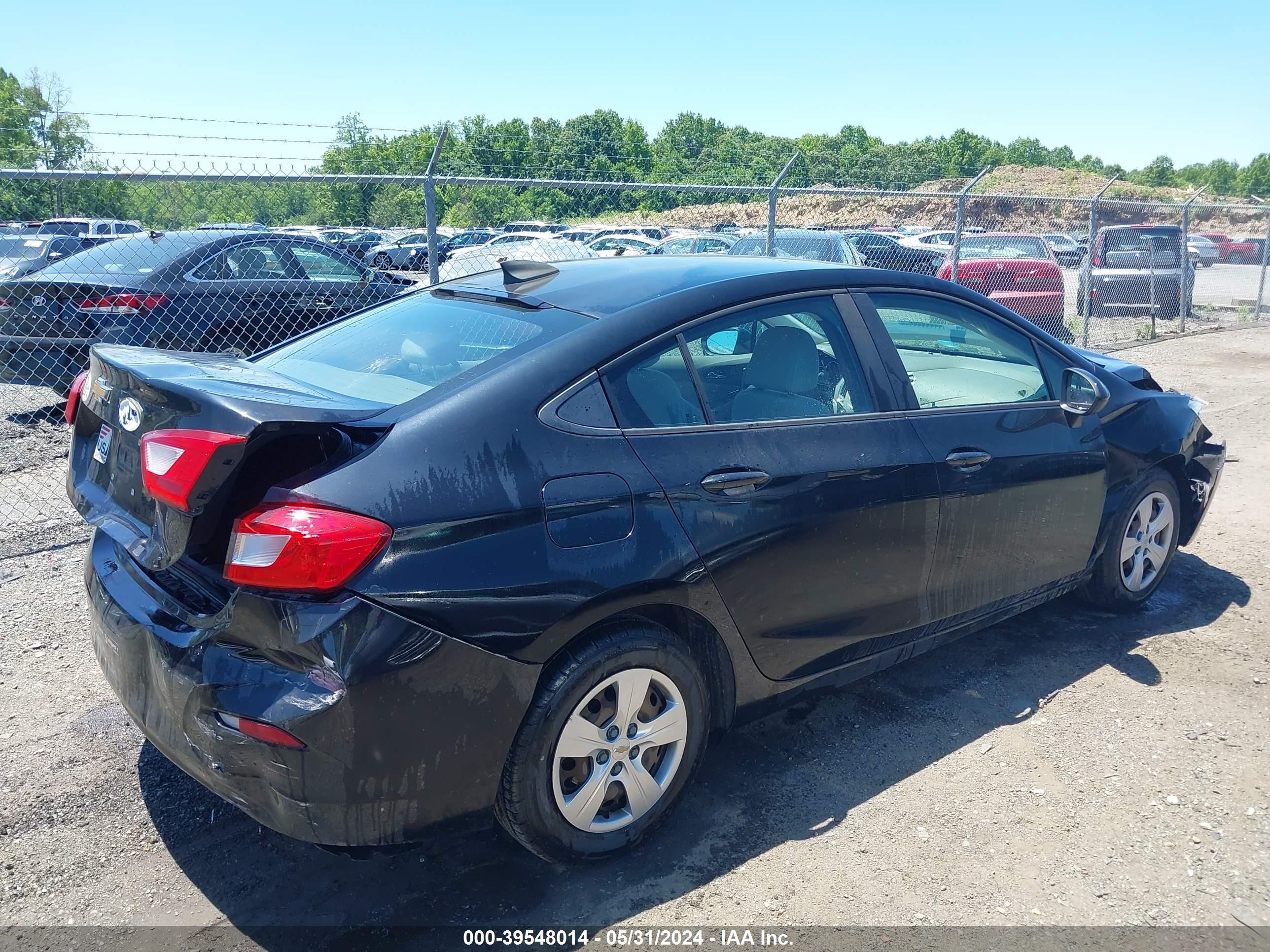 Photo 3 VIN: 1G1BB5SM1J7129964 - CHEVROLET CRUZE 